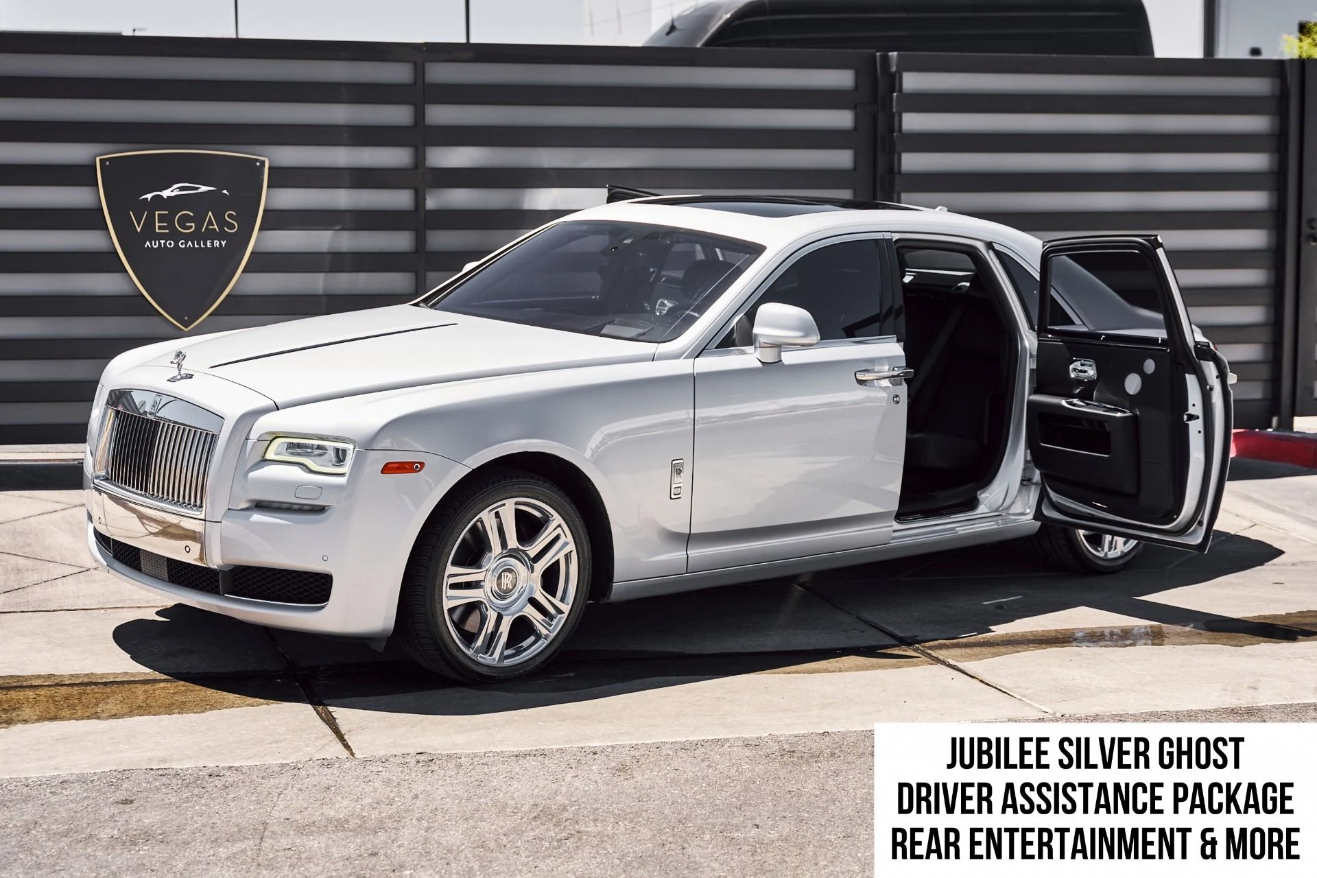 mph000_2119568747_Used_2015_Rolls_Royce_Ghost_Base_1783648133_725a214d11