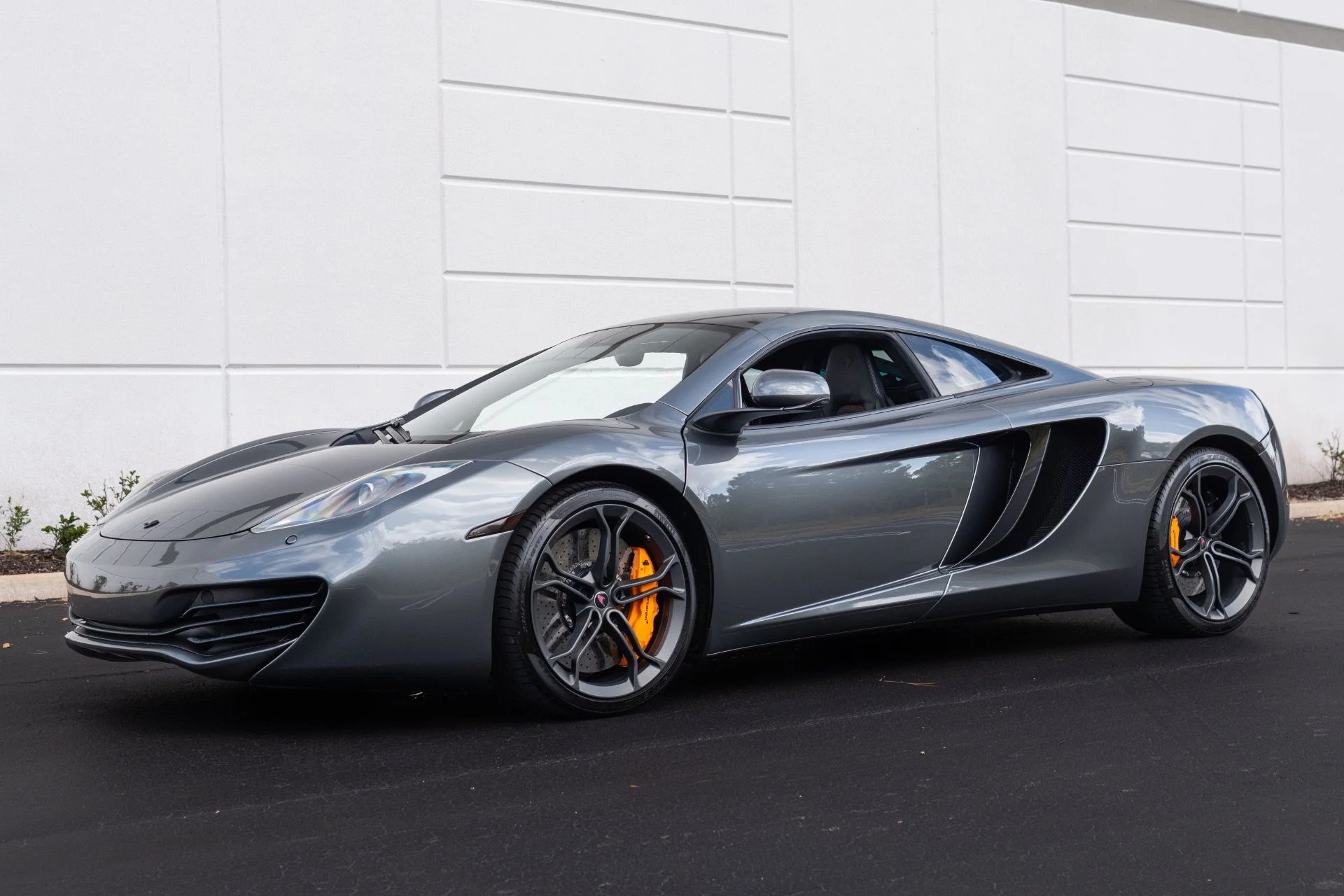 mph000_212181504_Used_2012_Mc_Laren_MP_4_12_C_1779851241_ef1972e10e