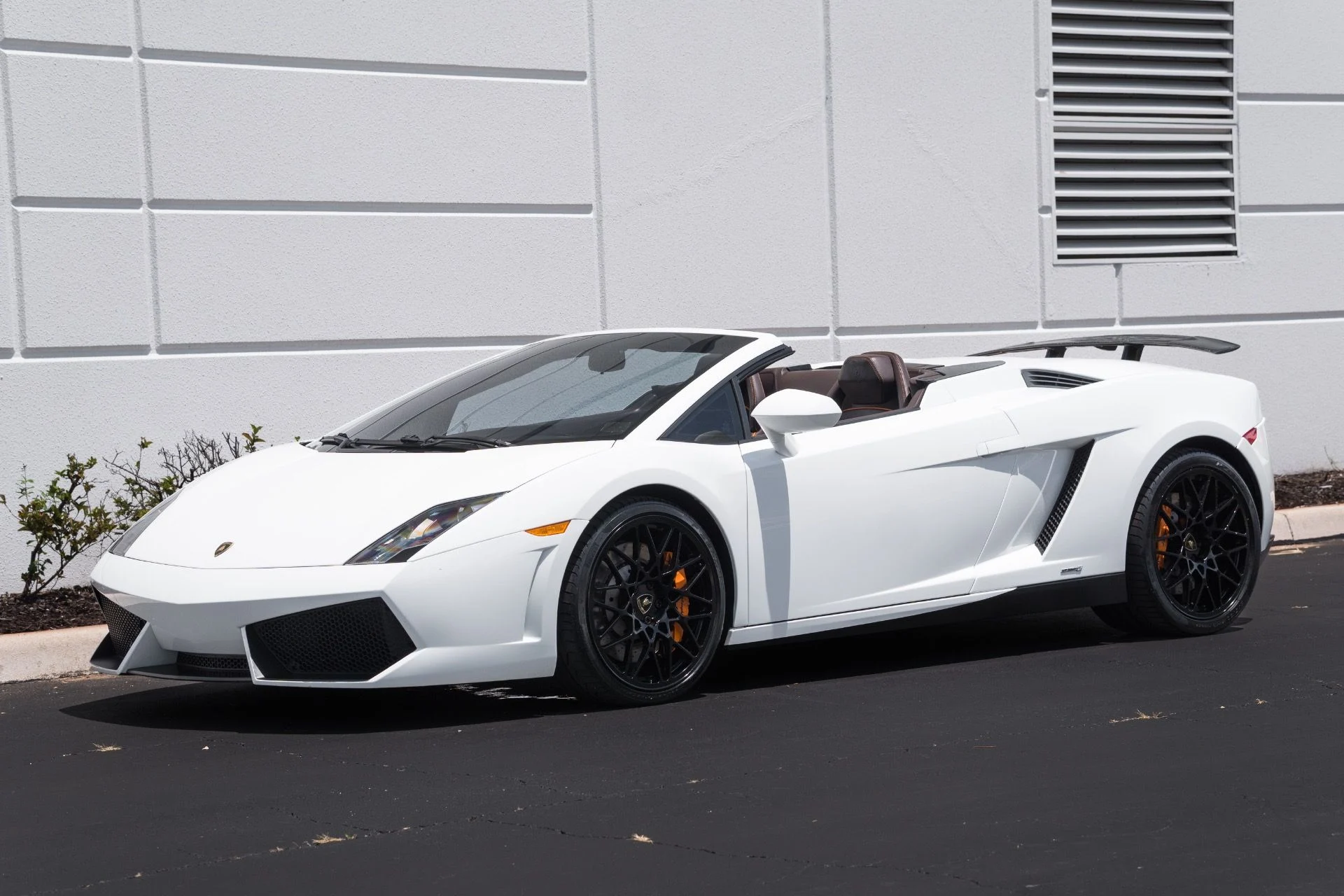 mph000_2125768695_Used_2013_Lamborghini_Gallardo_LP_550_2_Spyder_1781152977_d05ef186d2