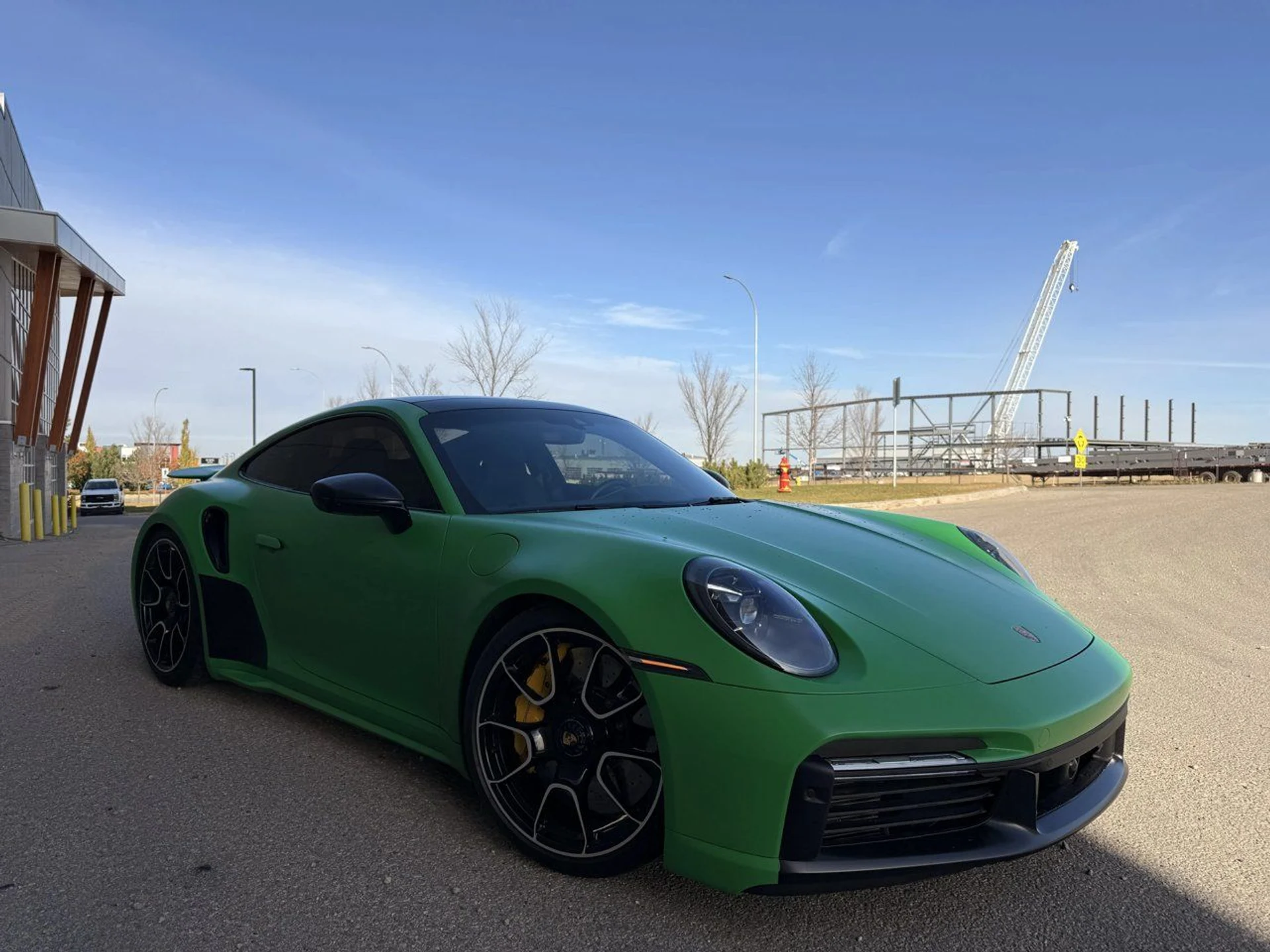 mph000_2127030628_porsche_911_2021_416a308d45
