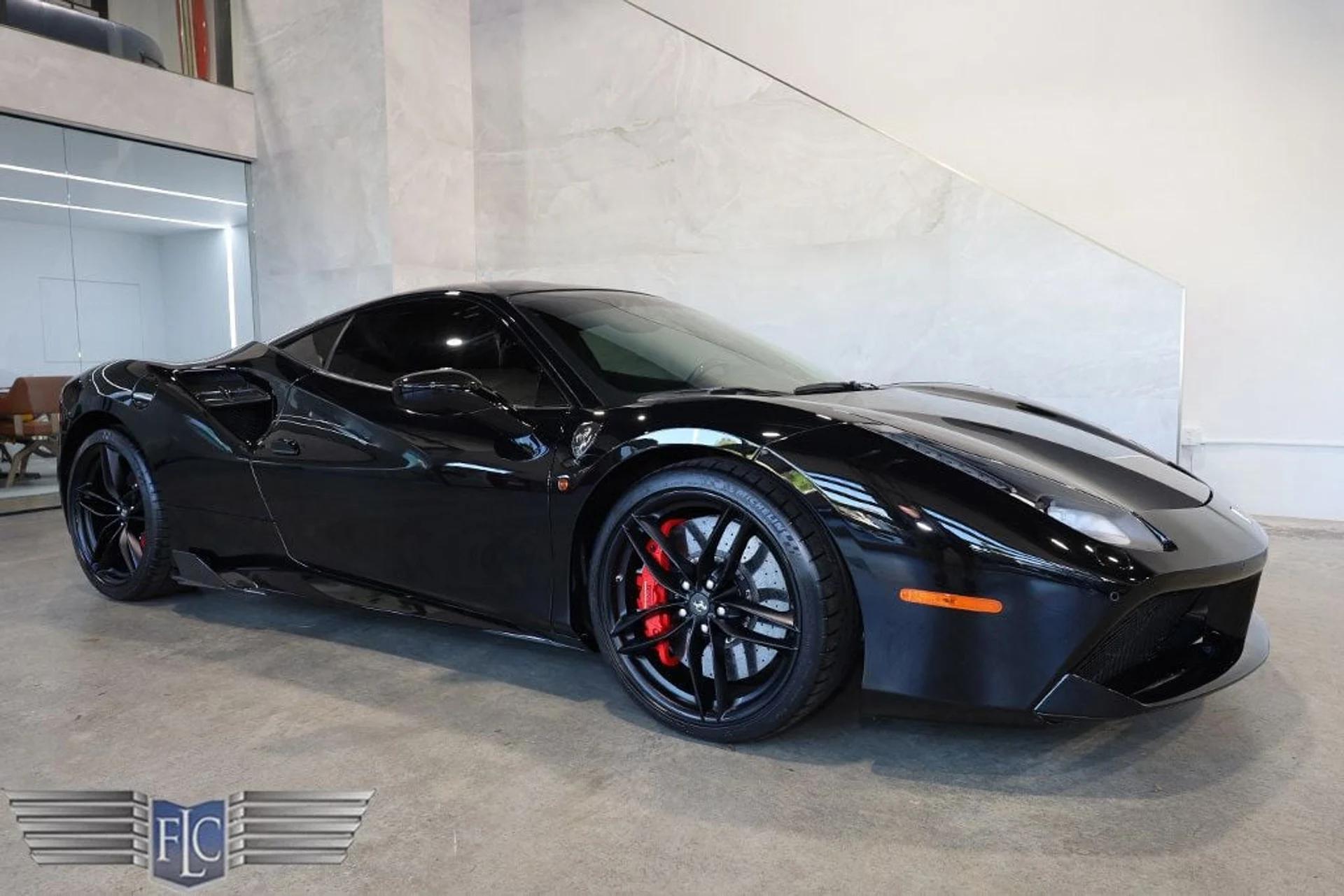 mph000_2127245776_used_2019_ferrari_488_gtb_coupe_9689_22945041_1_1024_bd86555285