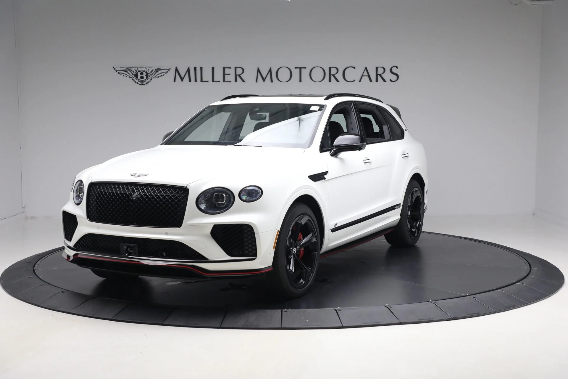 mph000_2128409885_New_2025_Bentley_Bentayga_S_Black_Edition_98672c3655