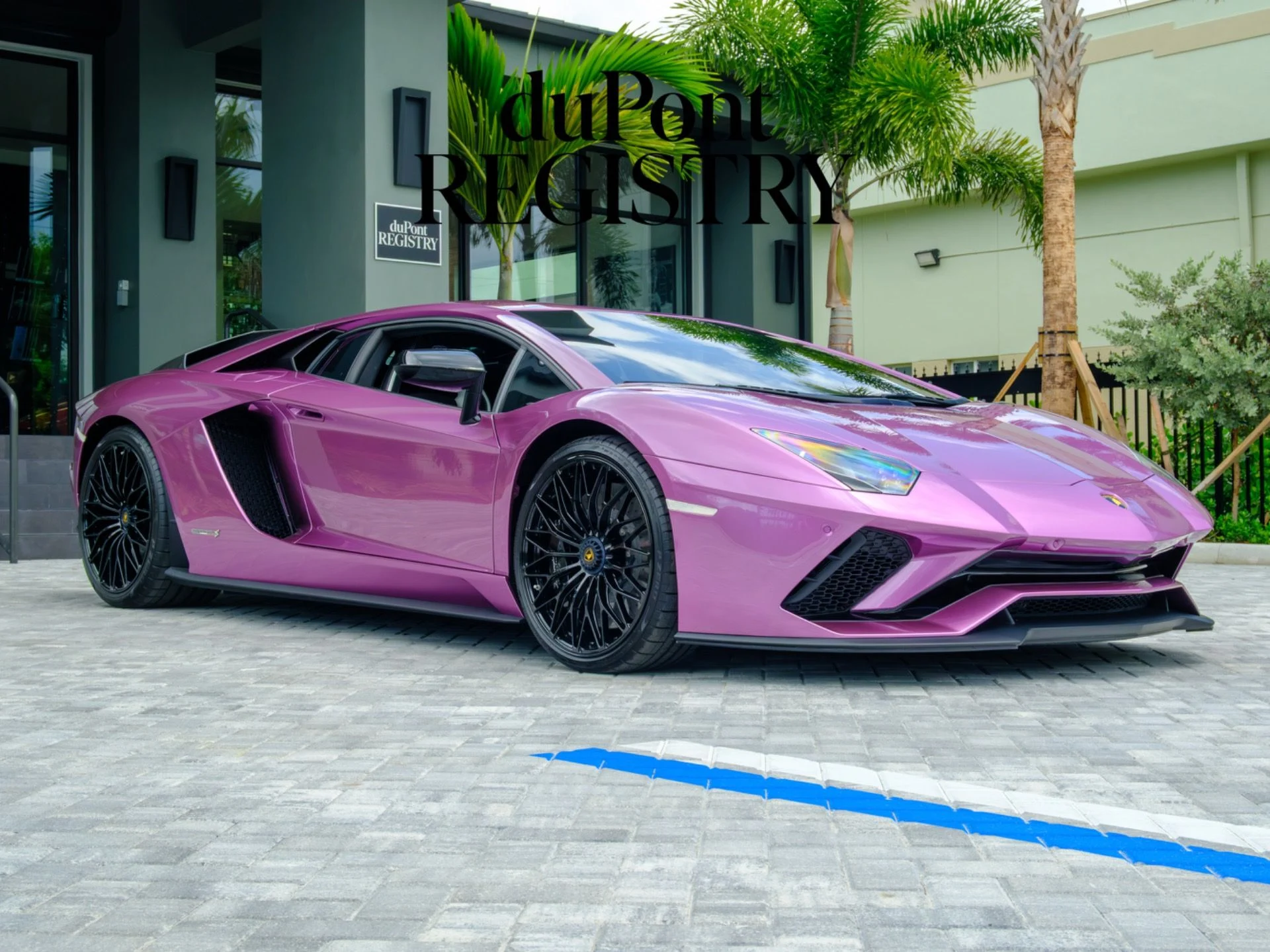 mph000_21453710_Used_2018_Lamborghini_Aventador_S_1778520653_2dd232da1f