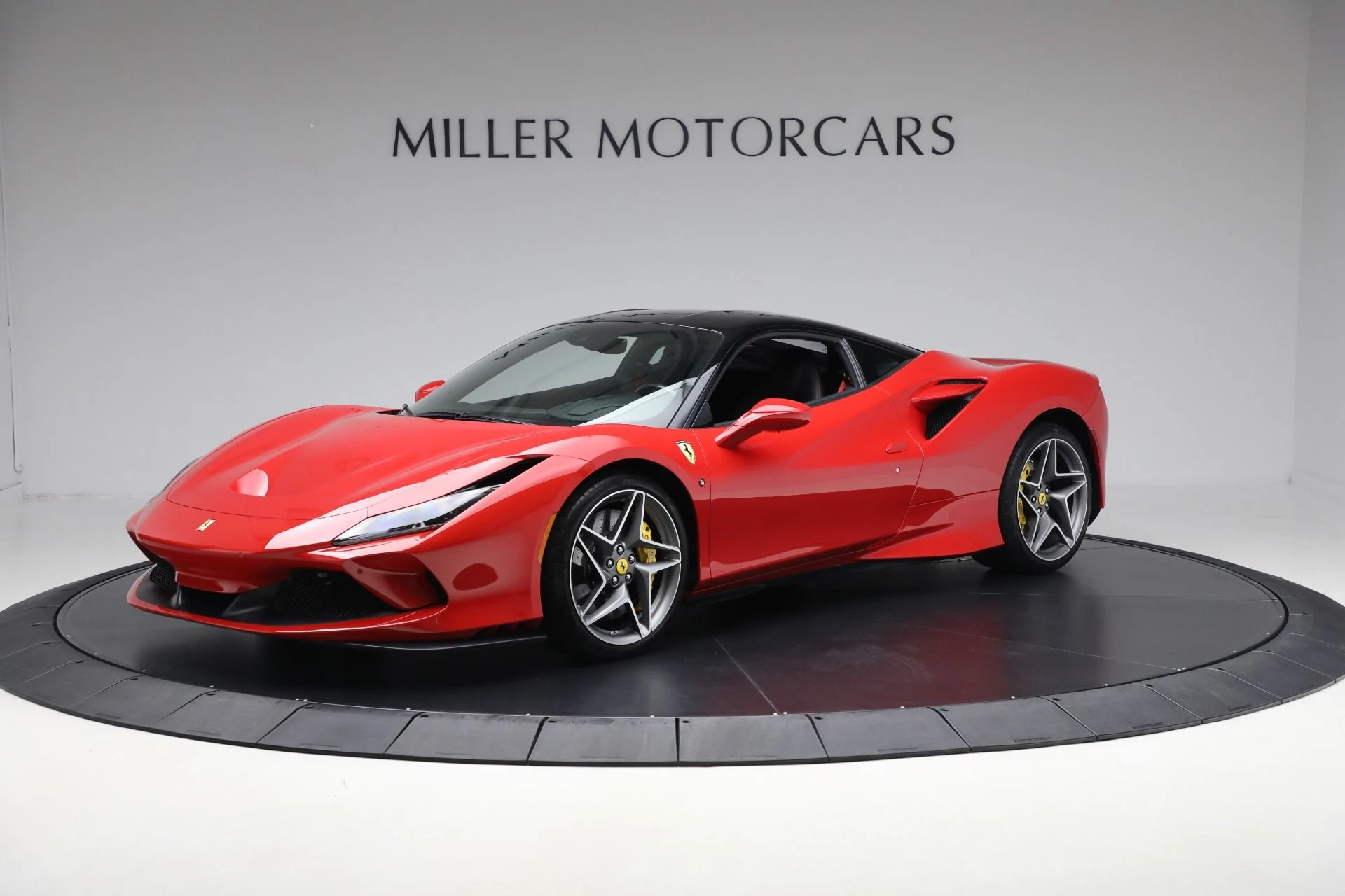 mph000_2152731885_Used_2021_Ferrari_F8_Tributo_a1f88e47a6