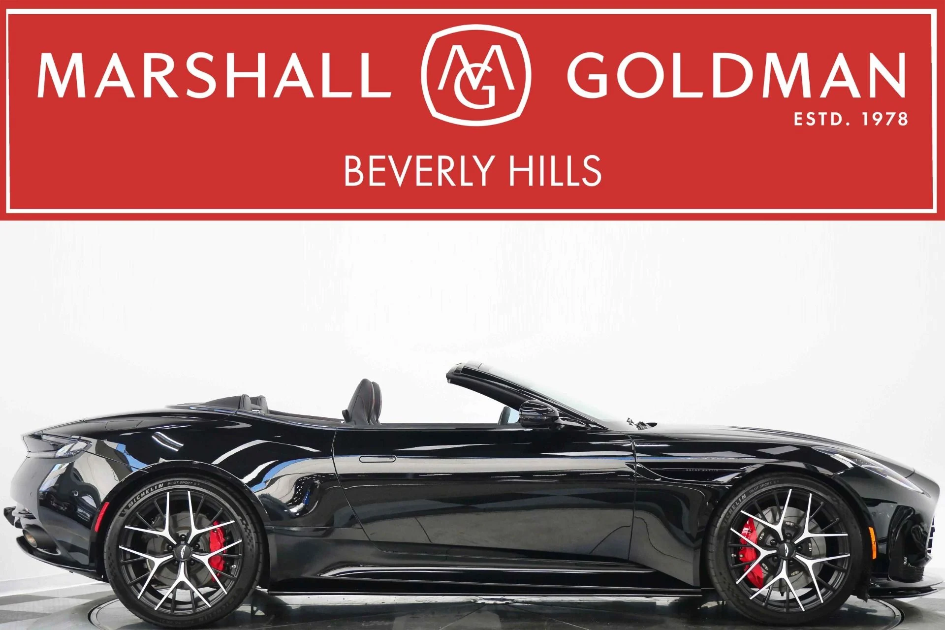 mph000_2166634286_Used_2025_Aston_Martin_DB_12_Volante_Inspire_Sport_Interior_Upper_and_Lower_Black_Packs_1778172034_cfa5134cbf