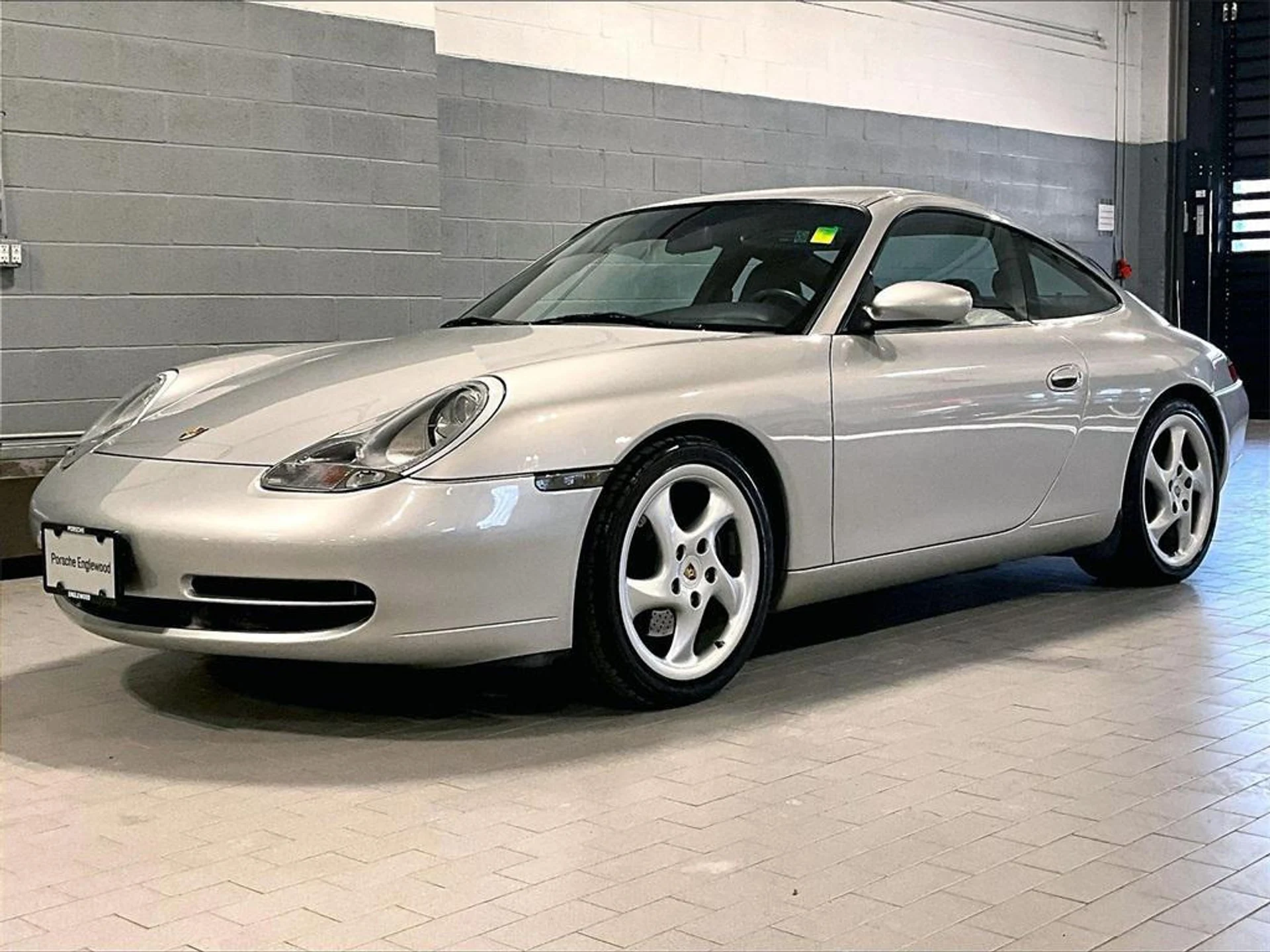 mph000_217787809_5vw_Z_Wn_Nb2_W6o_UFV_1_FS_B_Ps_Qup_WU_77b0d26ff6