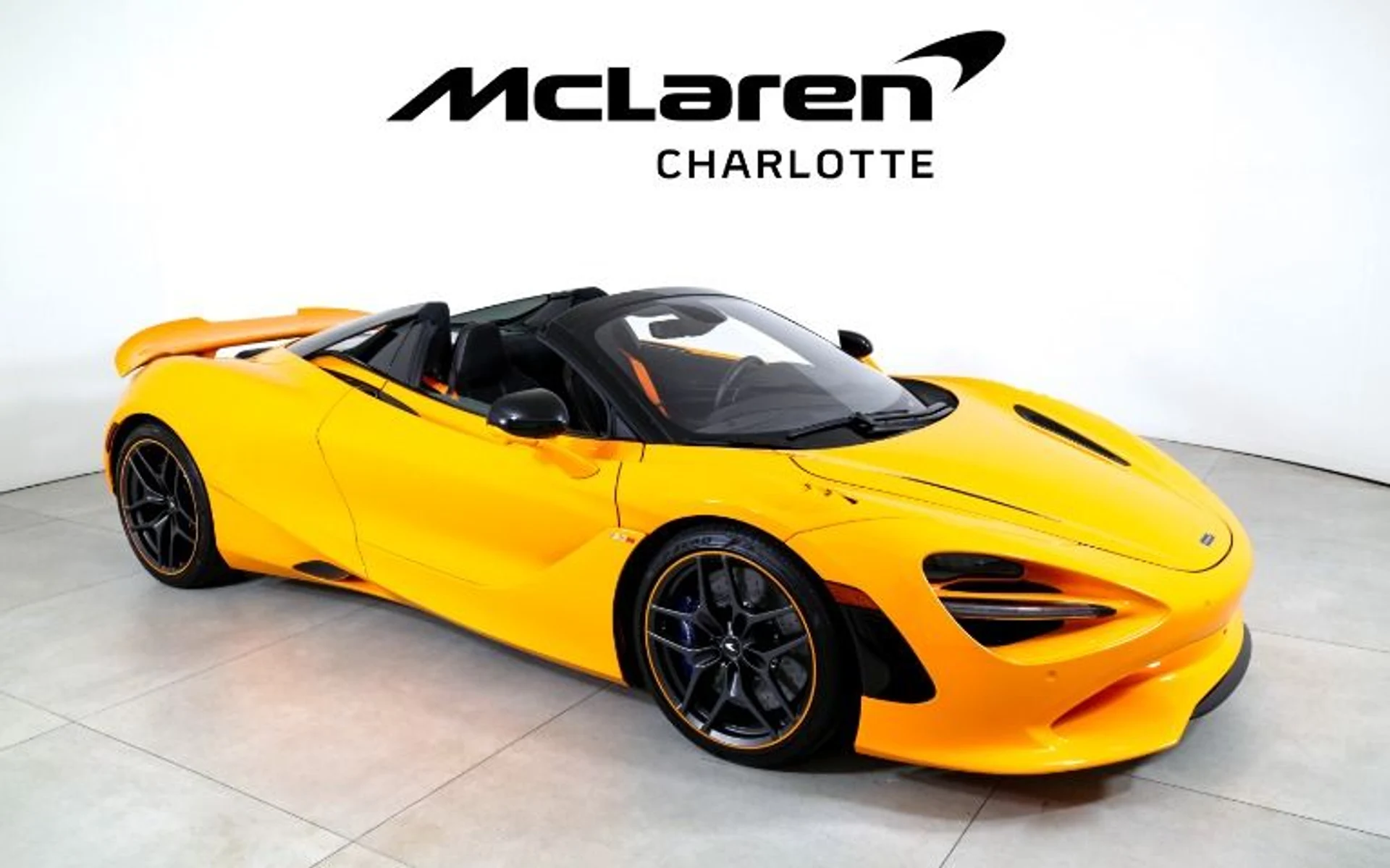 mph000_2184591179_Used_2024_Mc_Laren_750_S_Spider_5c4ba4f08d