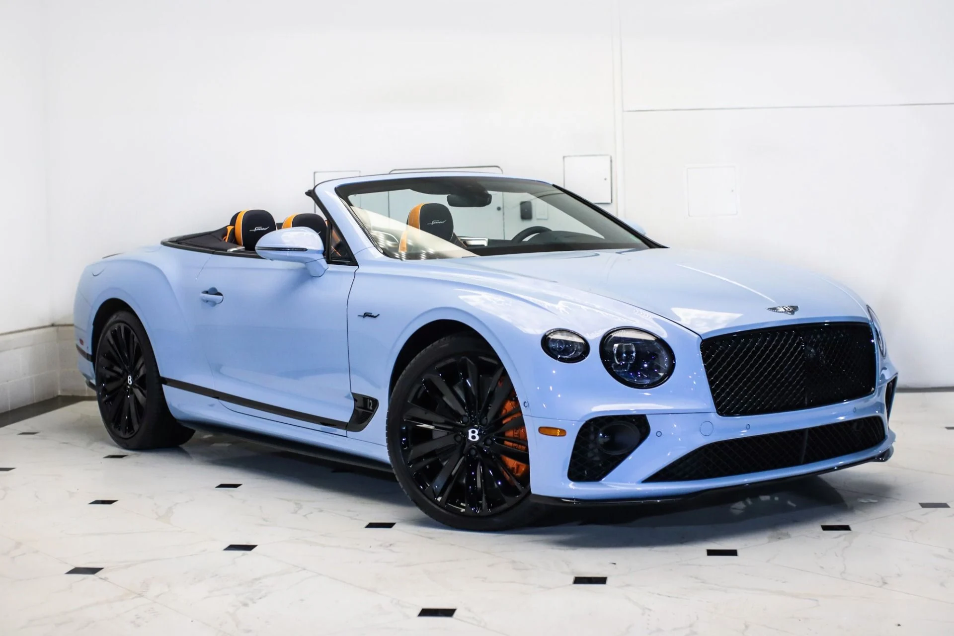mph000_2188750889_Used_2024_Bentley_Continental_GTC_Speed_1744369444_fd2280cee7