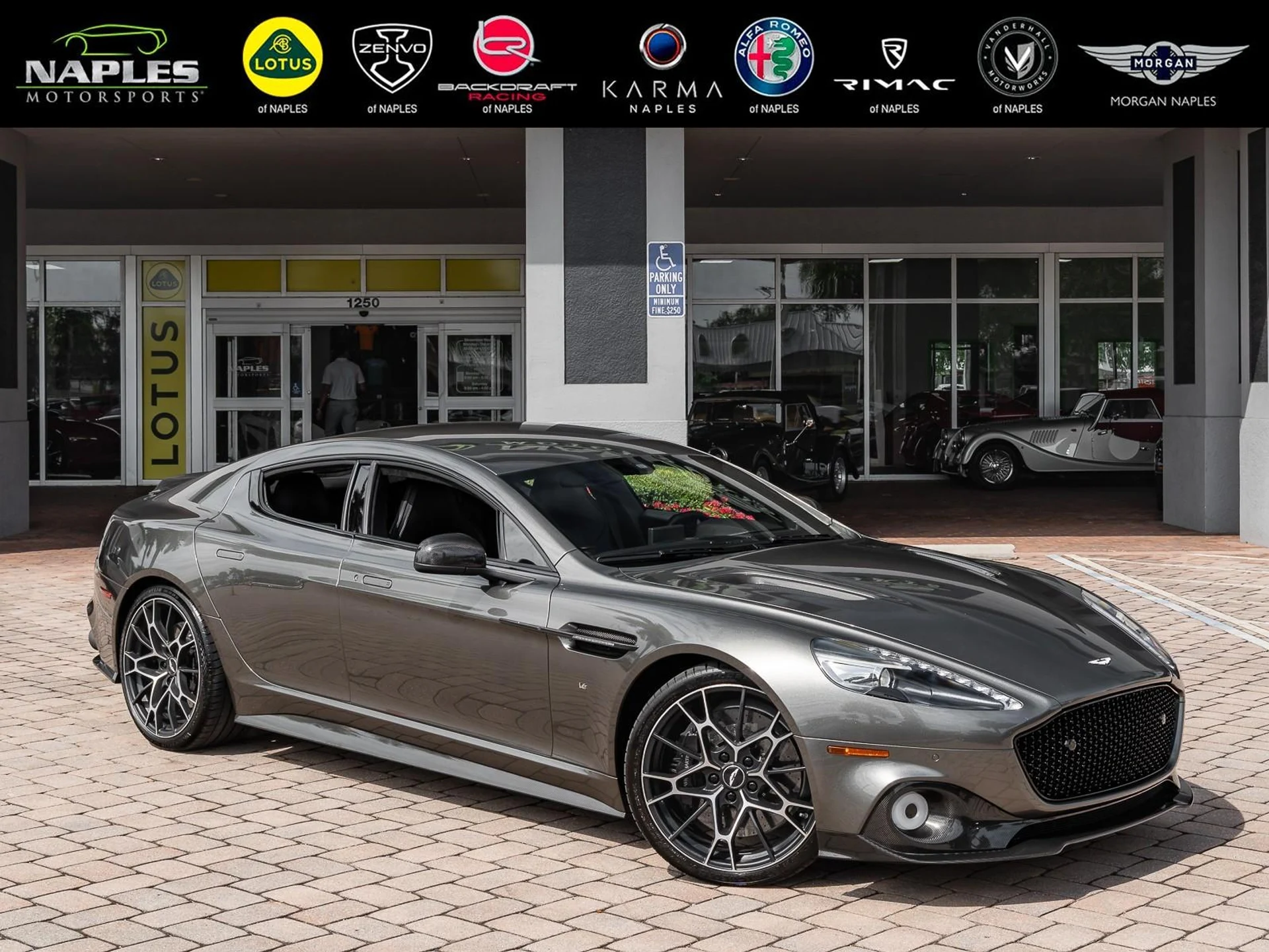 mph000_2213282619_Used_2019_Aston_Martin_Rapide_AMR_1759500133_5d6b522e9c