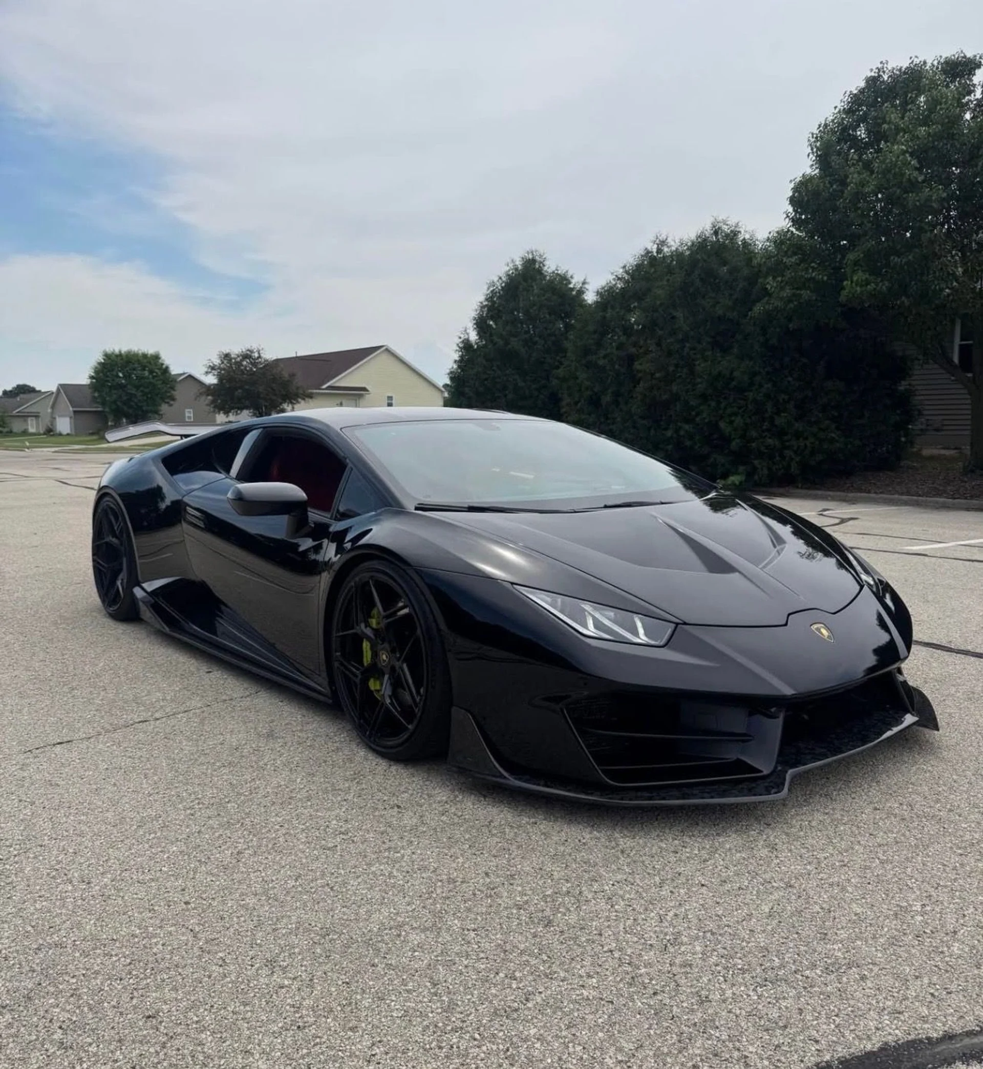 mph000_2216734571_Used_2017_Lamborghini_Huracan_LP_580_2_1785854173_0c4f97a542