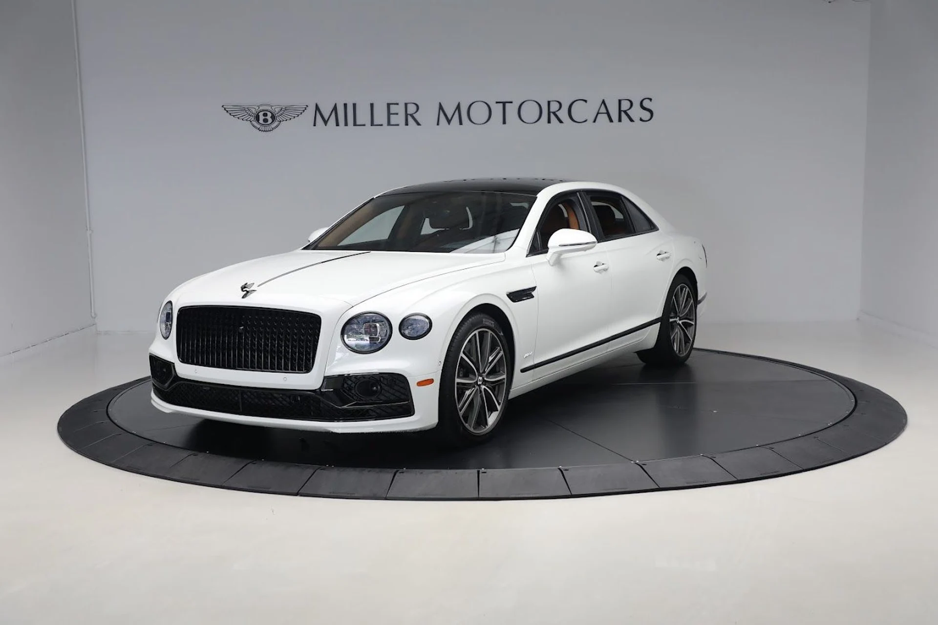 mph000_2220894961_Used_2022_Bentley_Flying_Spur_Hybrid_f2a922a966