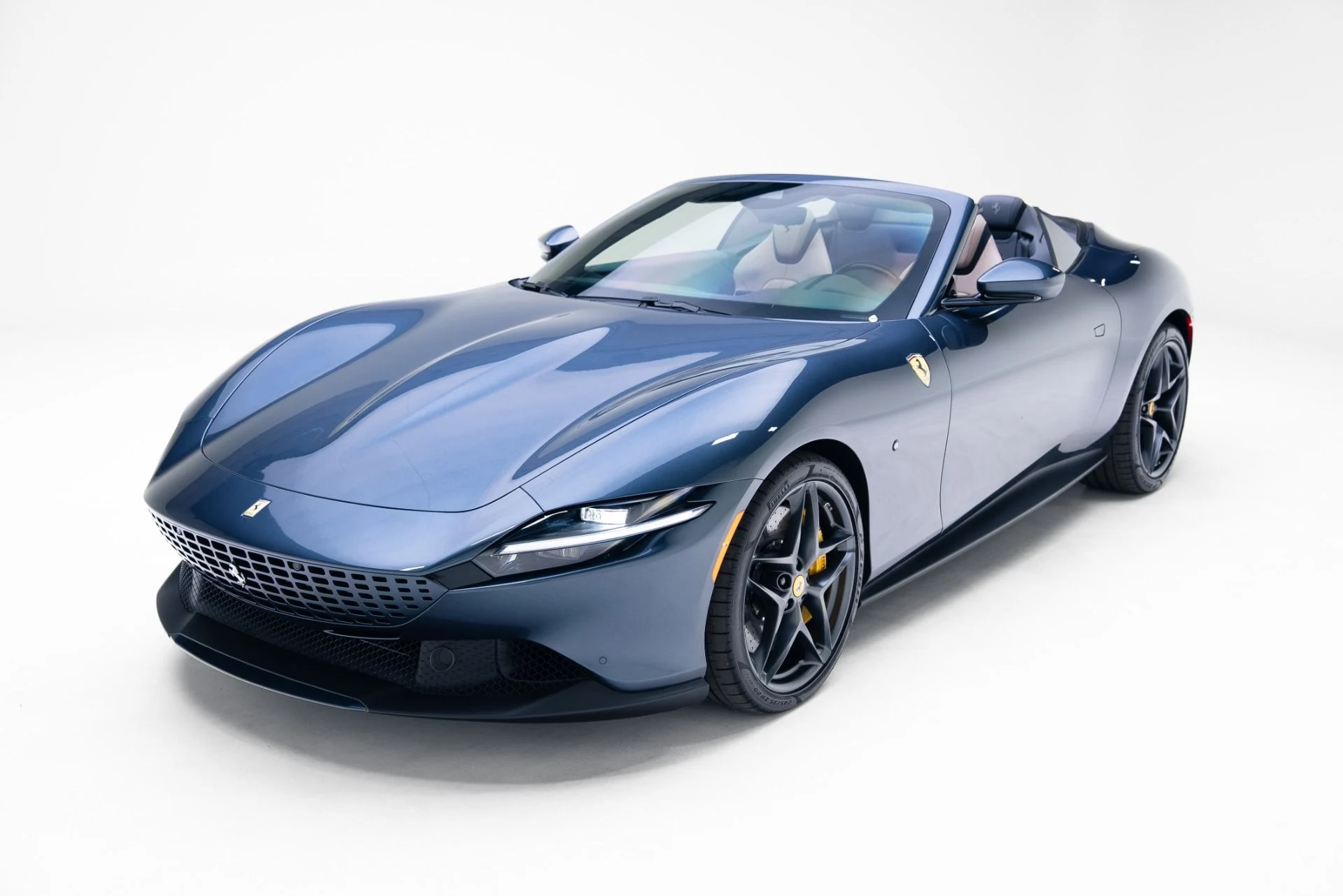 mph000_222629025_Used_2025_Ferrari_Roma_Spider_1767891748_d2d863e338