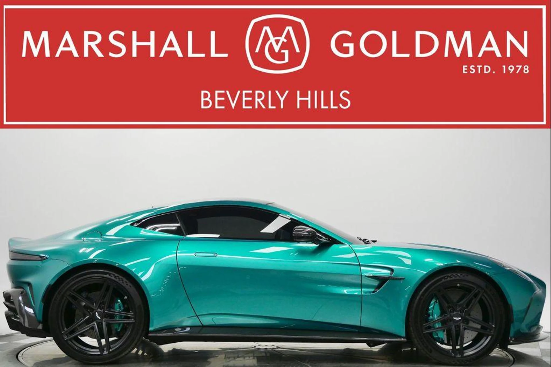 mph000_2238484692_uq_QO_3_QS_Lq_a_Aer_Iurb5_C_Yy_CNH_Hc_dac66c134b