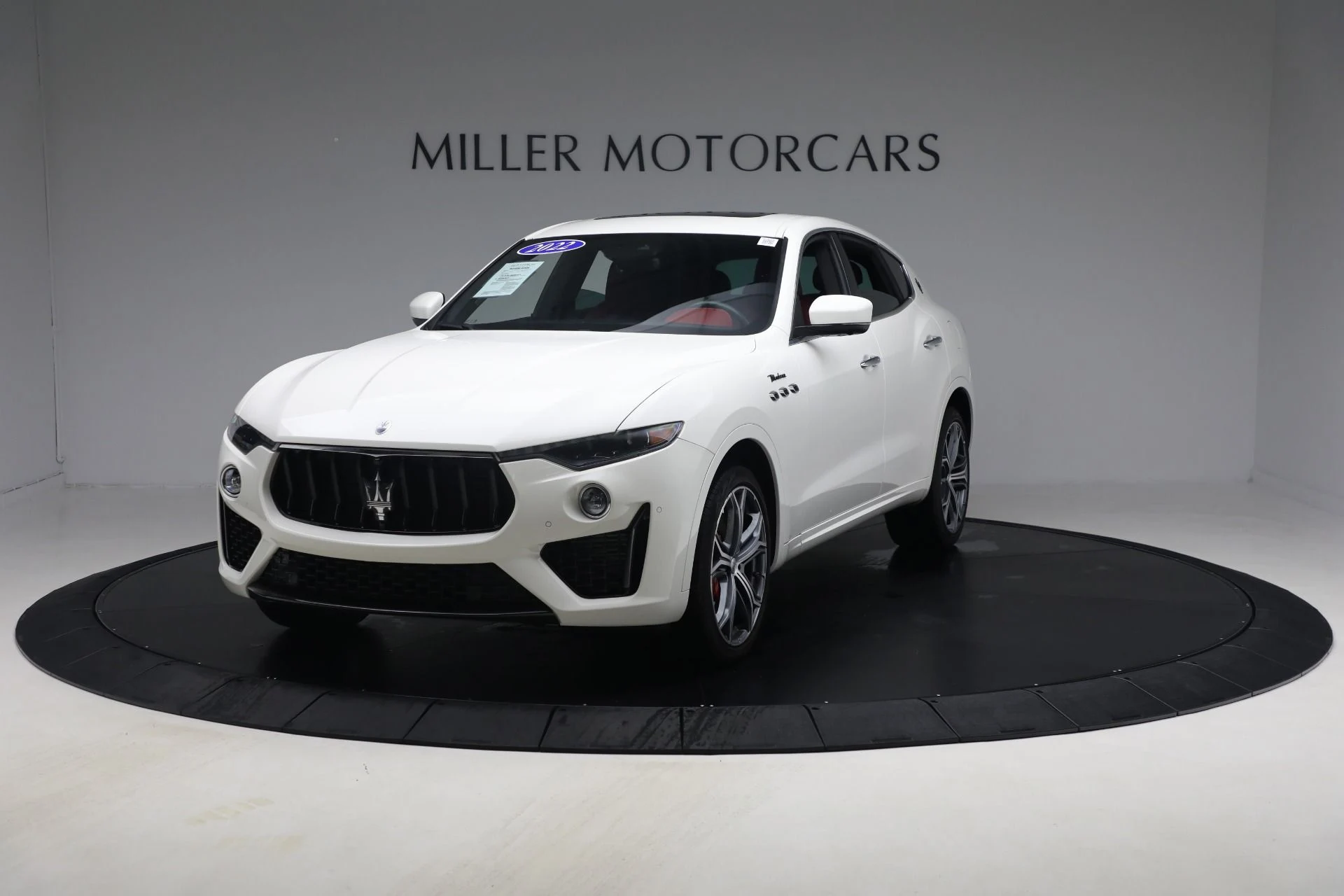 mph000_2243556612_Used_2022_Maserati_Levante_Modena_96529bed12