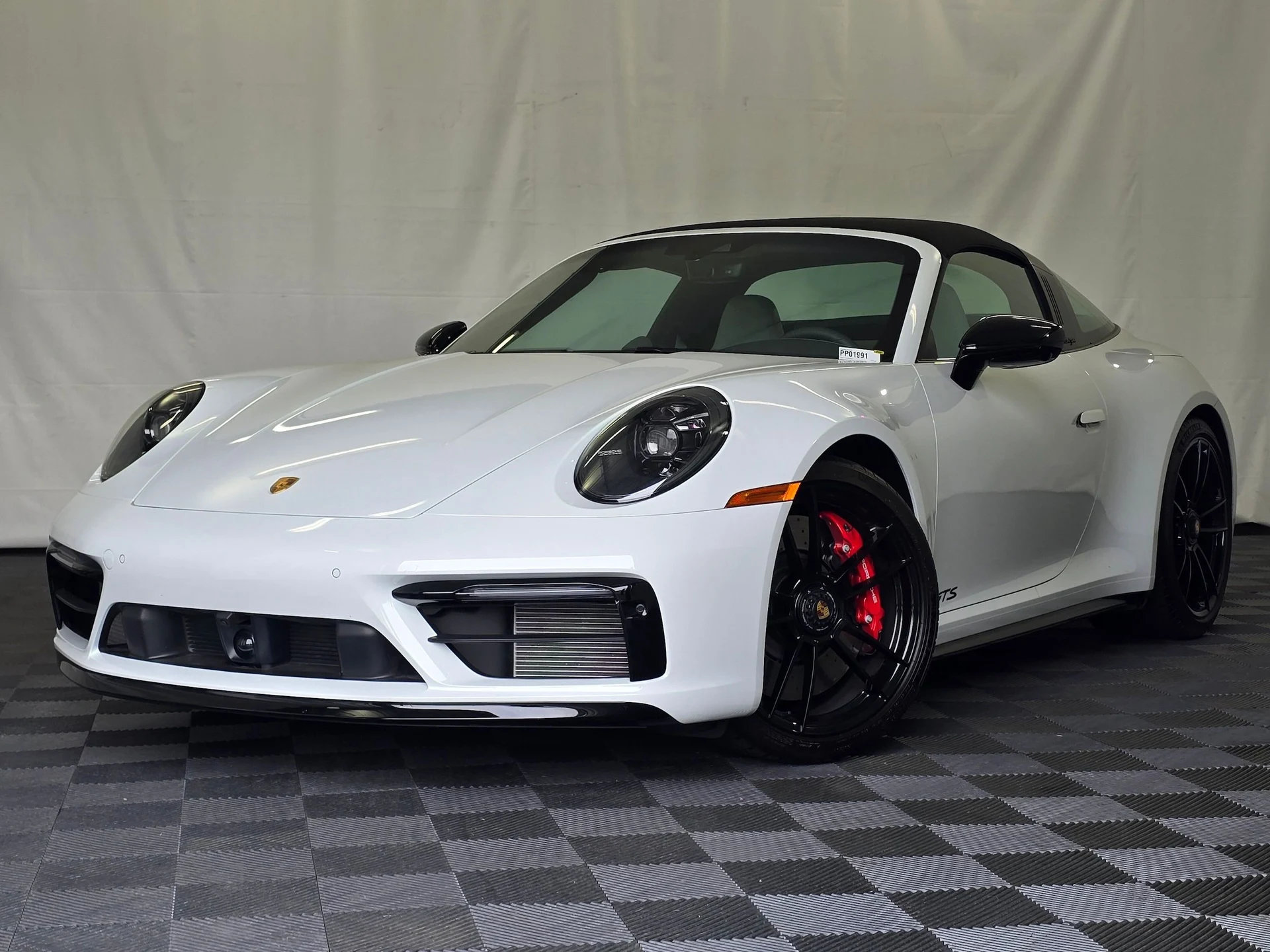 mph000_224385124_31f64d981f8e60acc049ecb41bb2800fx_38d7a4bfe6