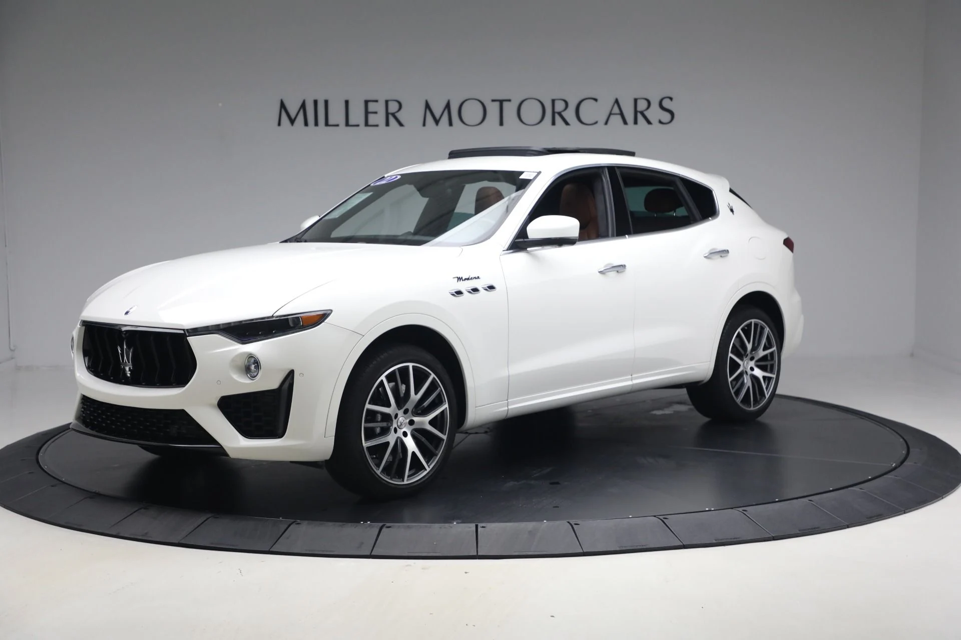 mph000_225407879_Used_2022_Maserati_Levante_Modena_1765059797_9841b439cb