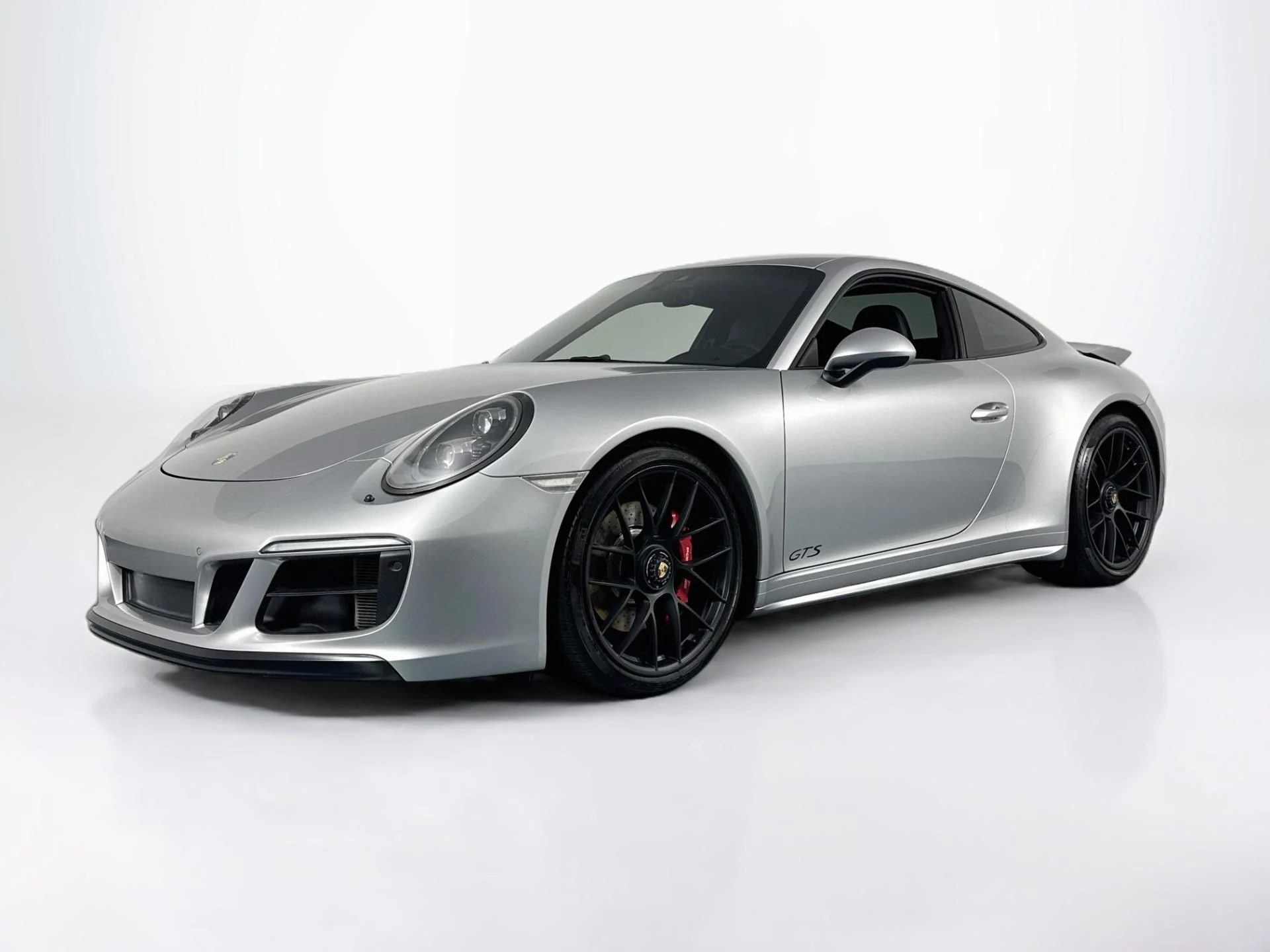 mph000_2319161165_Used_2018_Porsche_911_Carrera_4_GTS_1791931082_0958422415