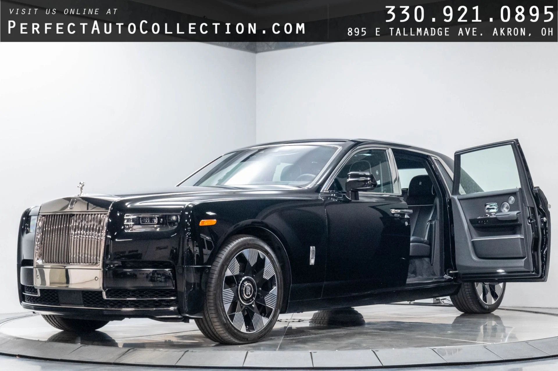 mph000_2339423818_Used_2024_Rolls_Royce_Phantom_1786998181_d70d2b30bc
