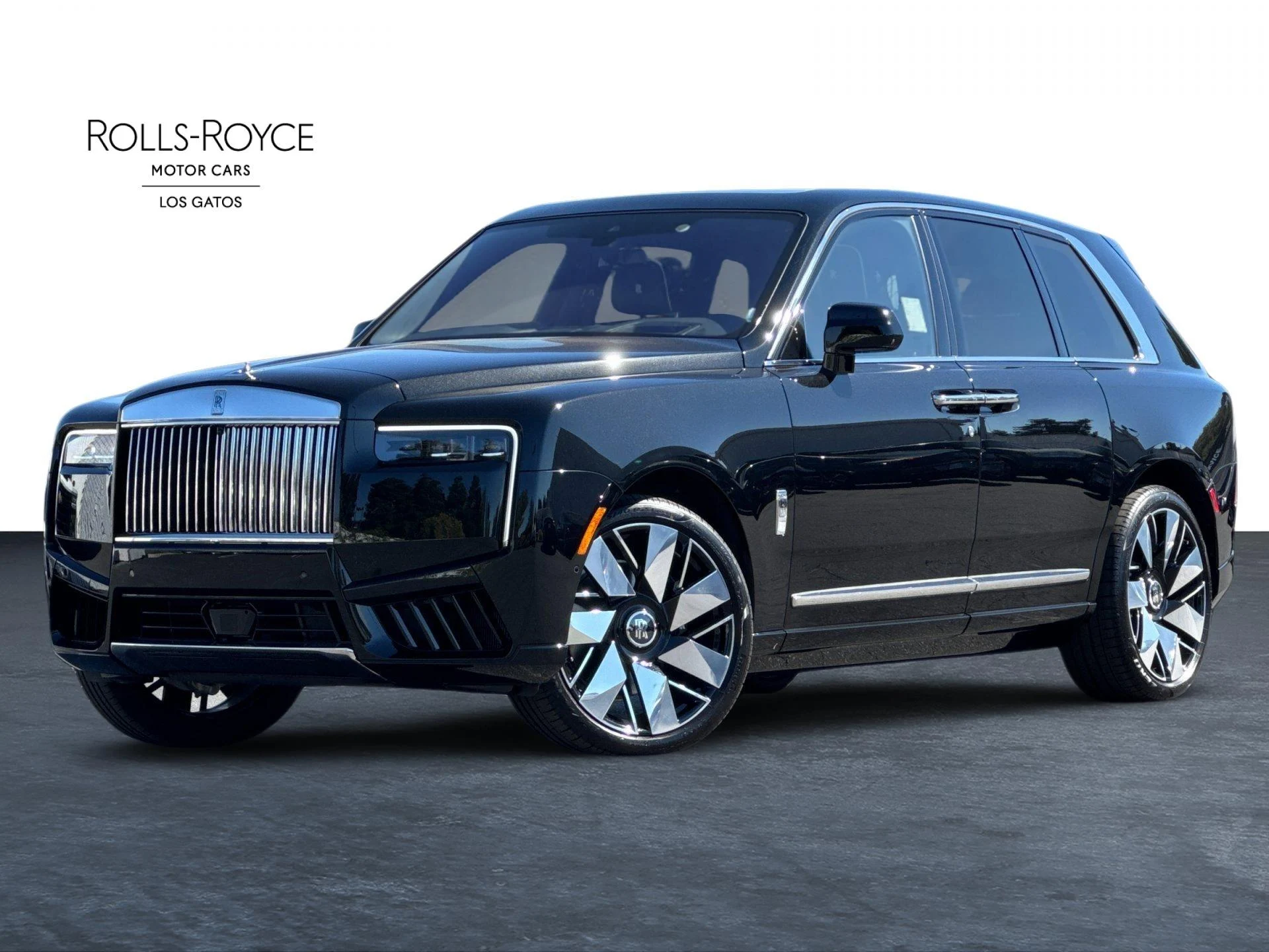 mph000_2343134563_New_2025_Rolls_Royce_Cullinan_Base_1756909281_be0f63b473