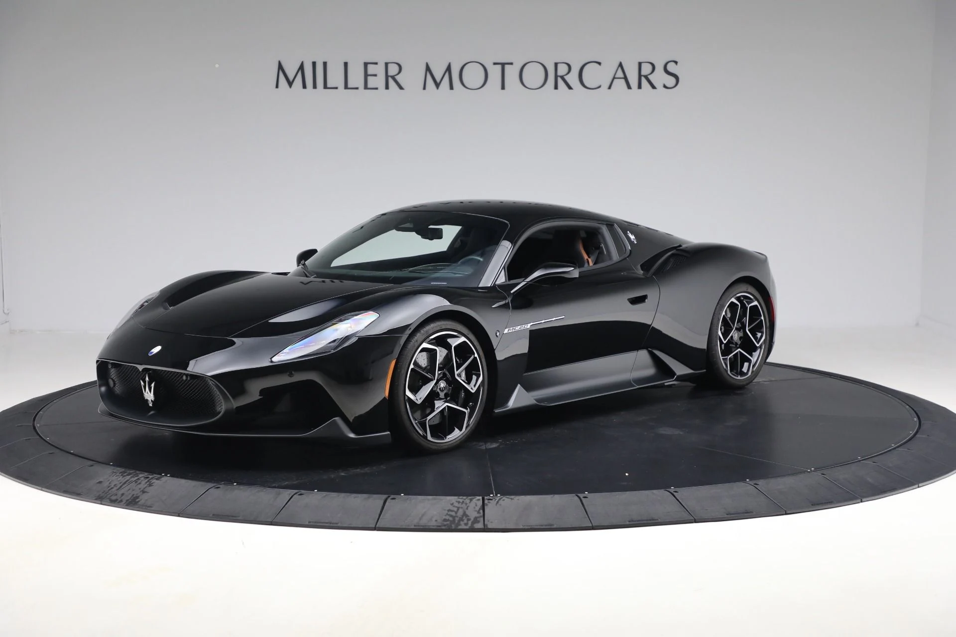 mph000_2344537476_Used_2023_Maserati_MC_20_06700841cb
