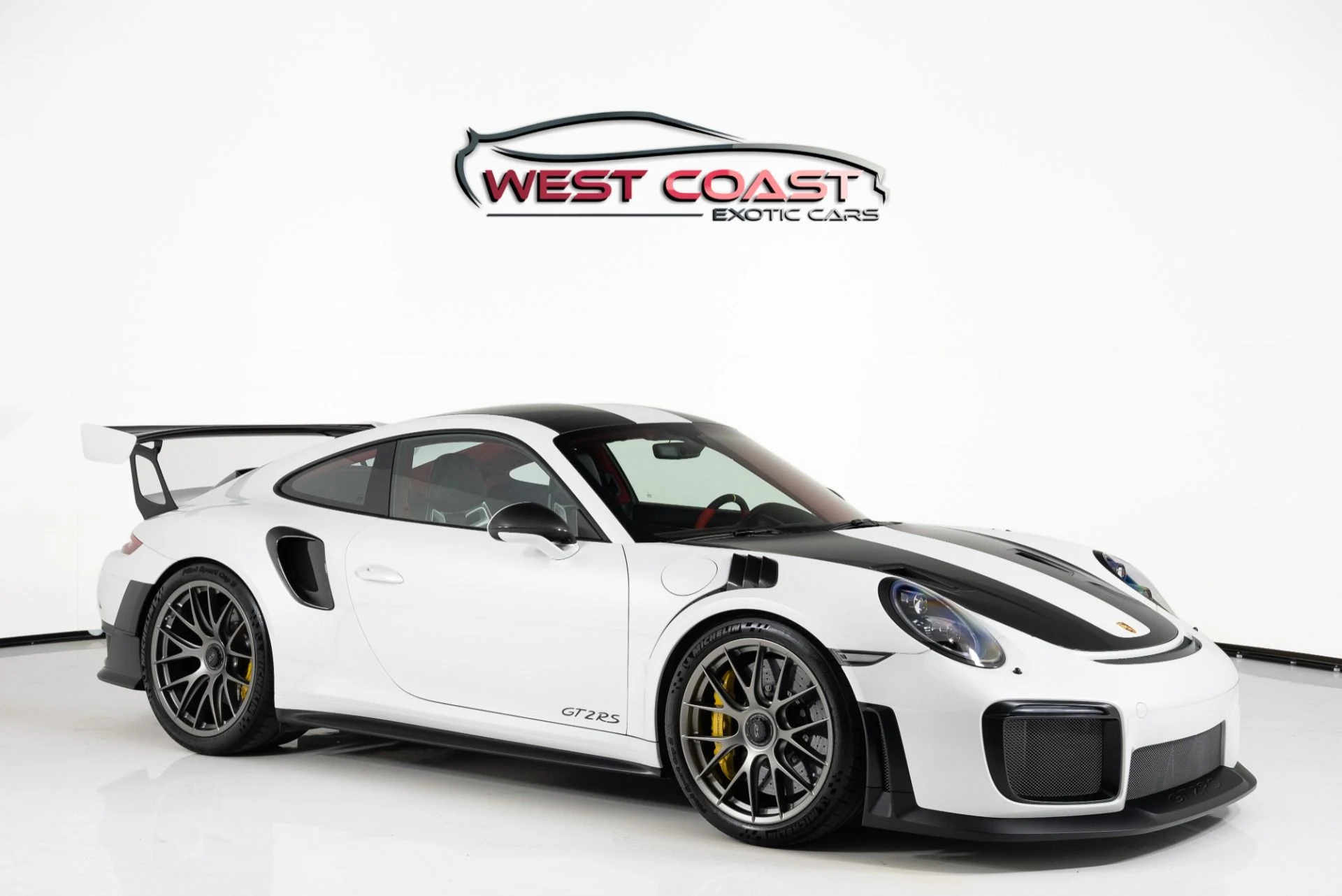 mph000_2360760784_Used_2018_Porsche_911_GT_2_RS_1755537999_3744534cd4