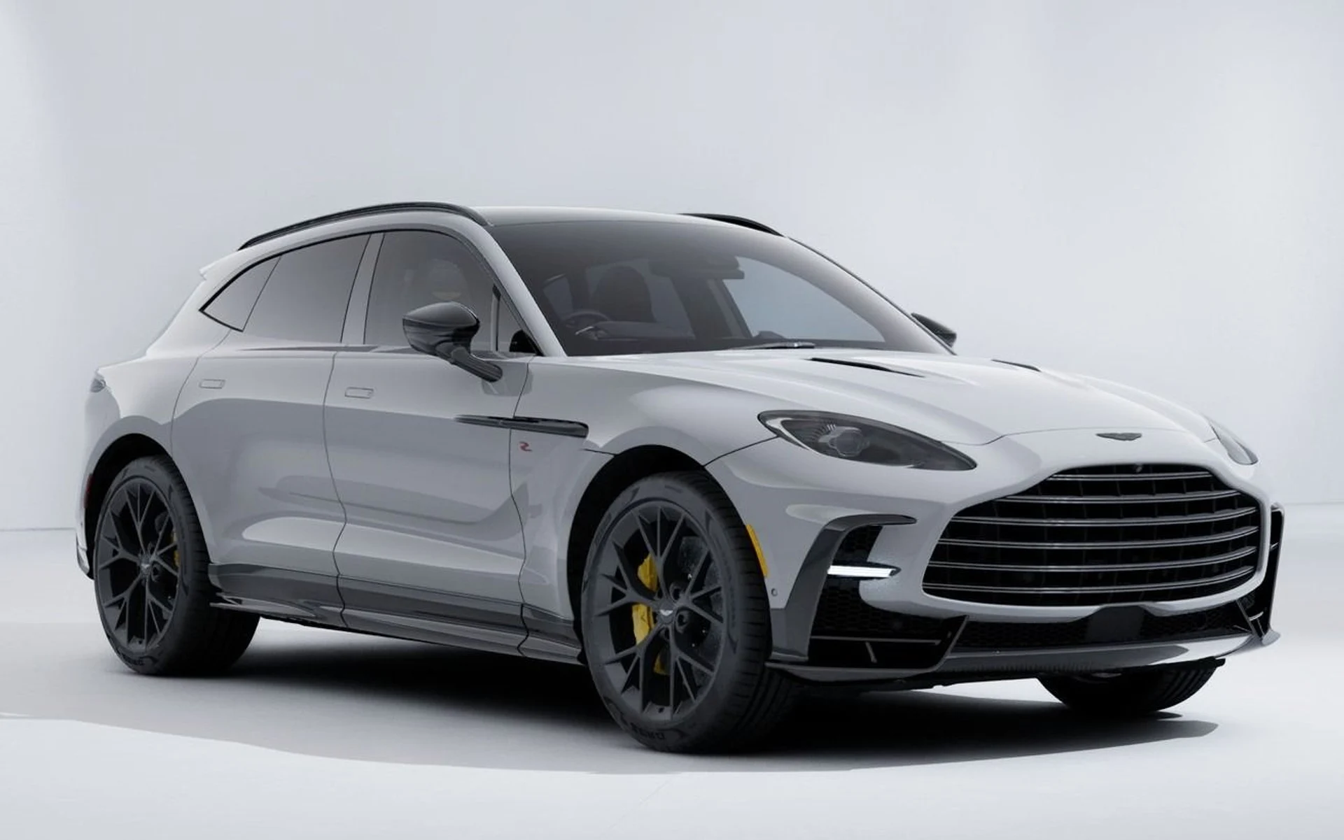 mph000_237070575_New_2026_Aston_Martin_DBX_S_1765815362_01c40a35d8