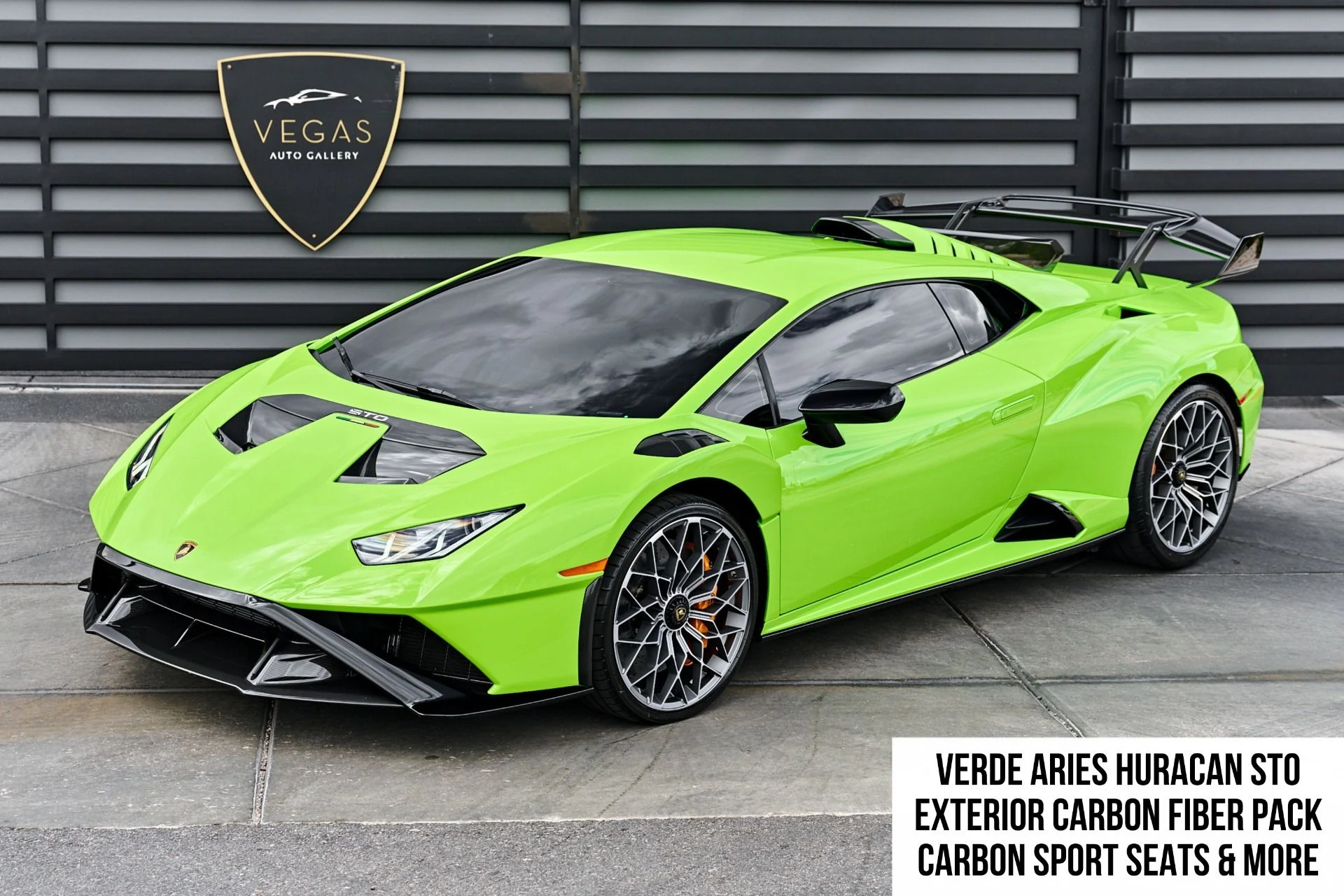 mph000_2397248873_Used_2024_Lamborghini_Huracan_STO_Base_1791998178_02253a9455