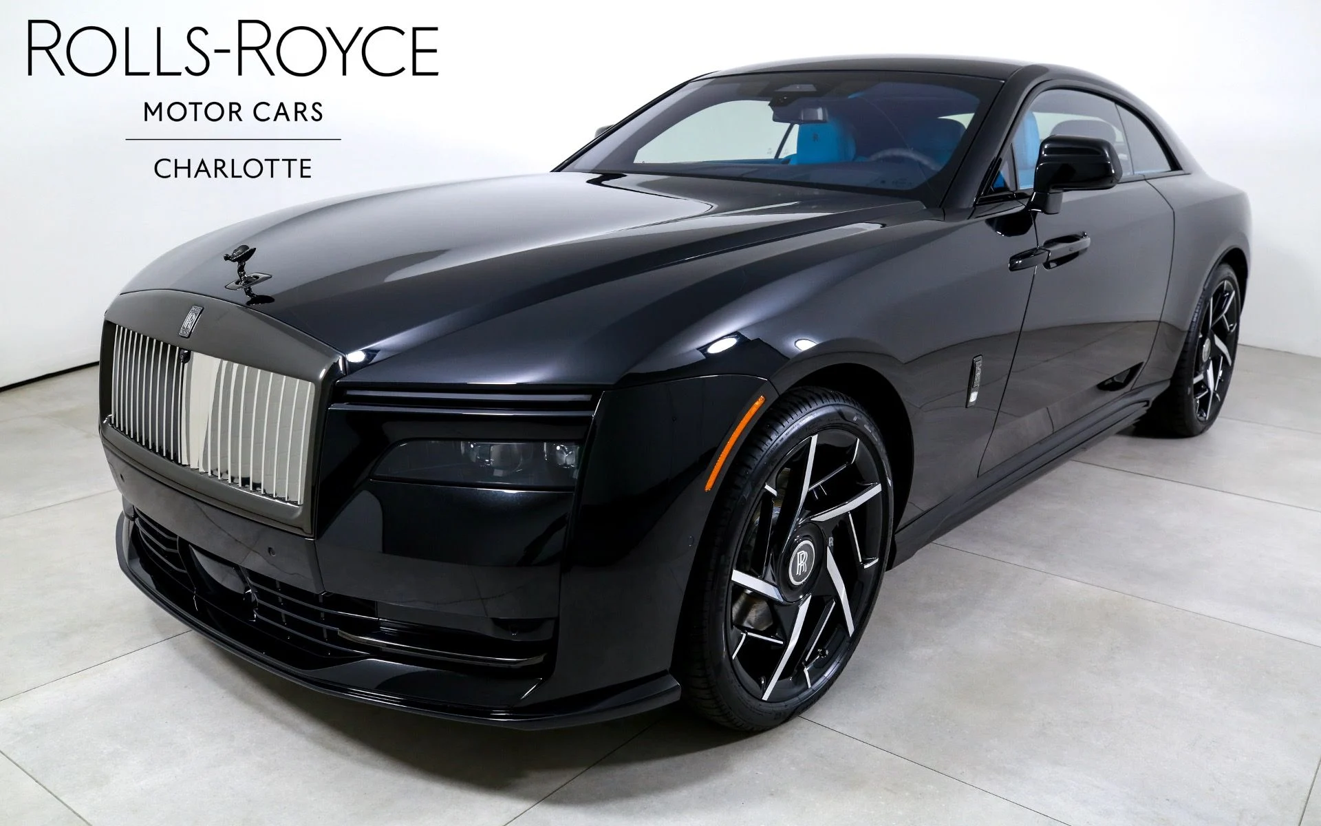 mph000_2402482316_Used_2025_Rolls_Royce_Black_Badge_Spectre_1752785300_6981c2a1d0