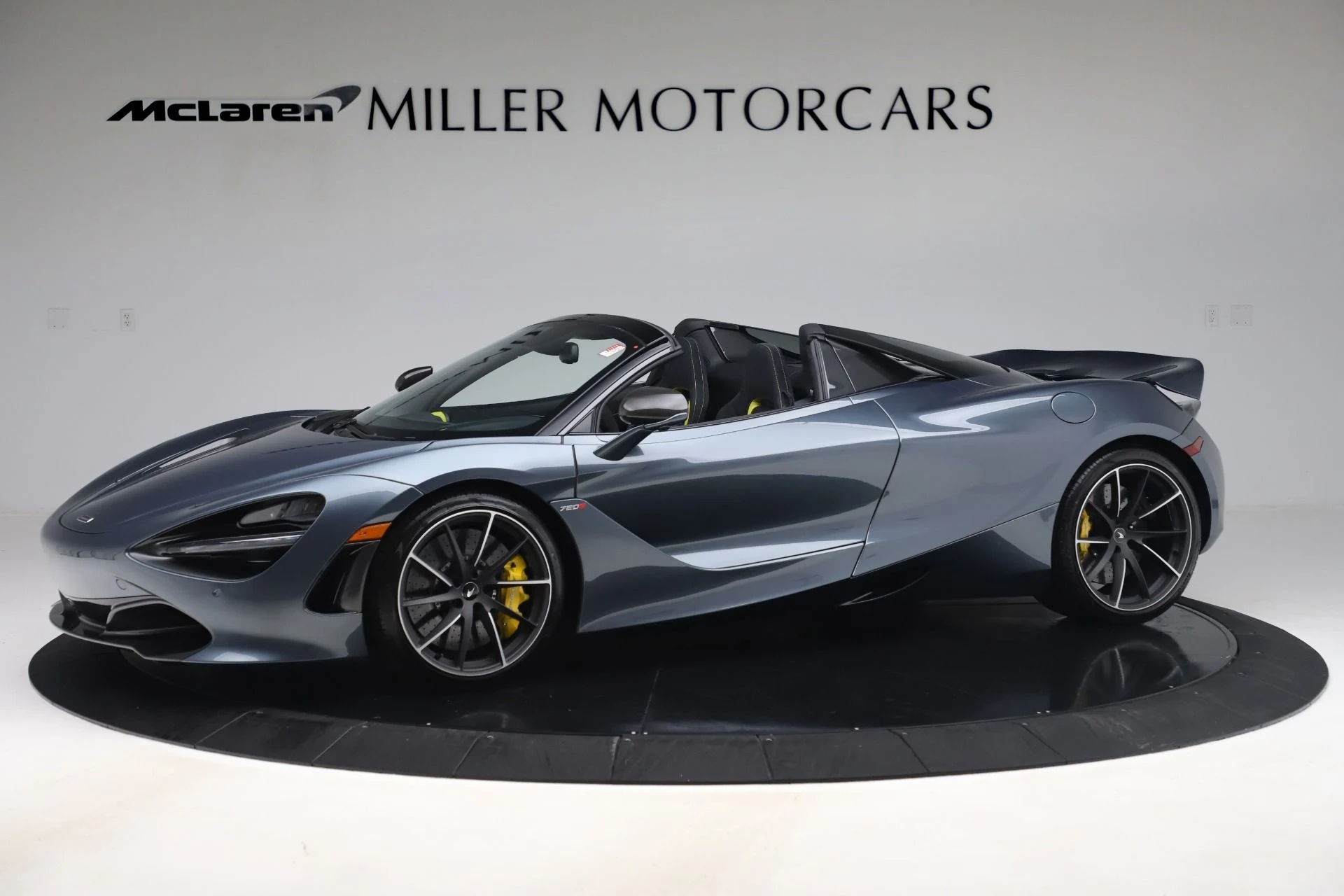 mph000_2405012052_Used_2020_Mc_Laren_720_S_Spider_545f4ab2c2