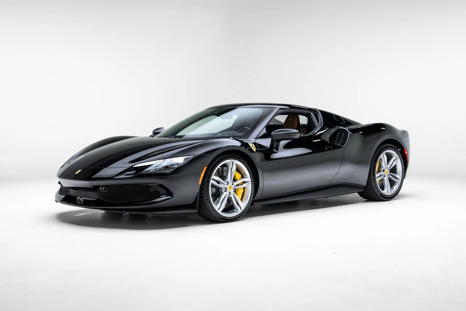 mph000_2417331956_Used_2024_Ferrari_296_GTB_1775861527_f91d5a834e