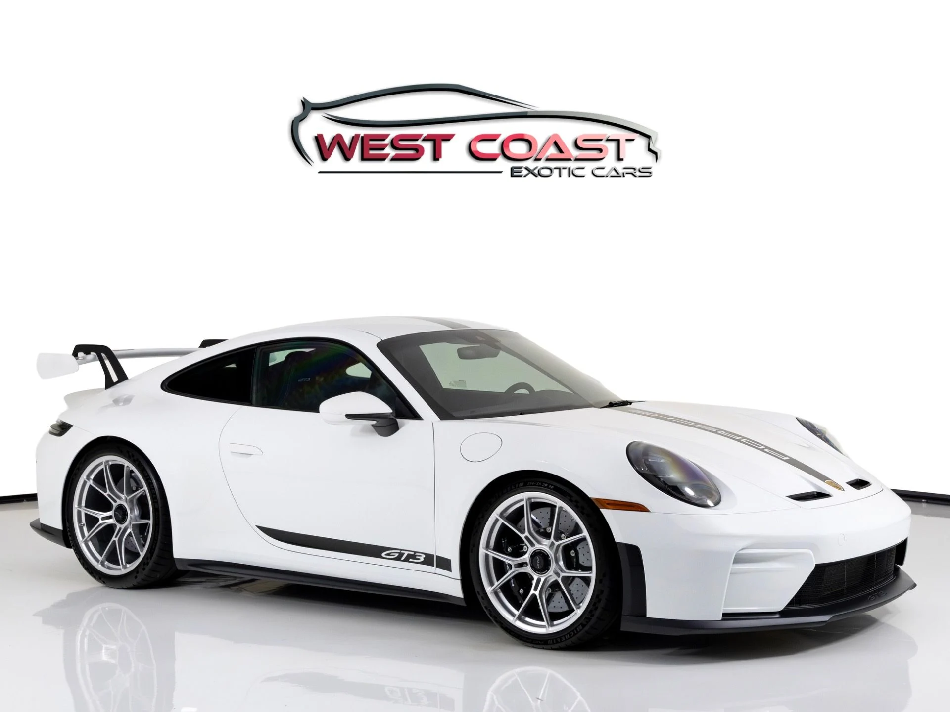 mph000_2453102267_Used_2025_Porsche_911_GT_3_1765820535_96ce20be36