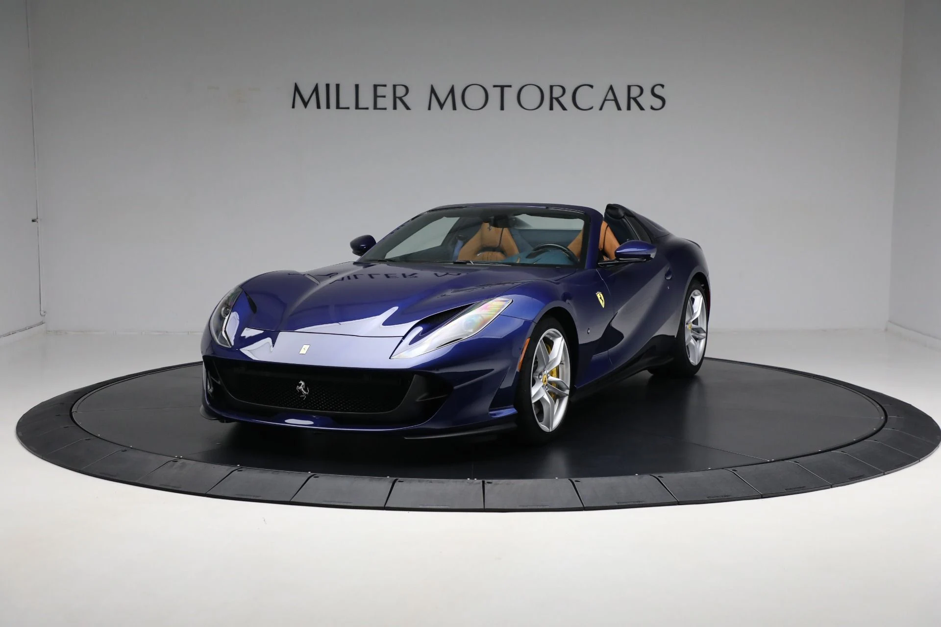 mph000_2466788353_Used_2023_Ferrari_812_GTS_5fcf47bcd5