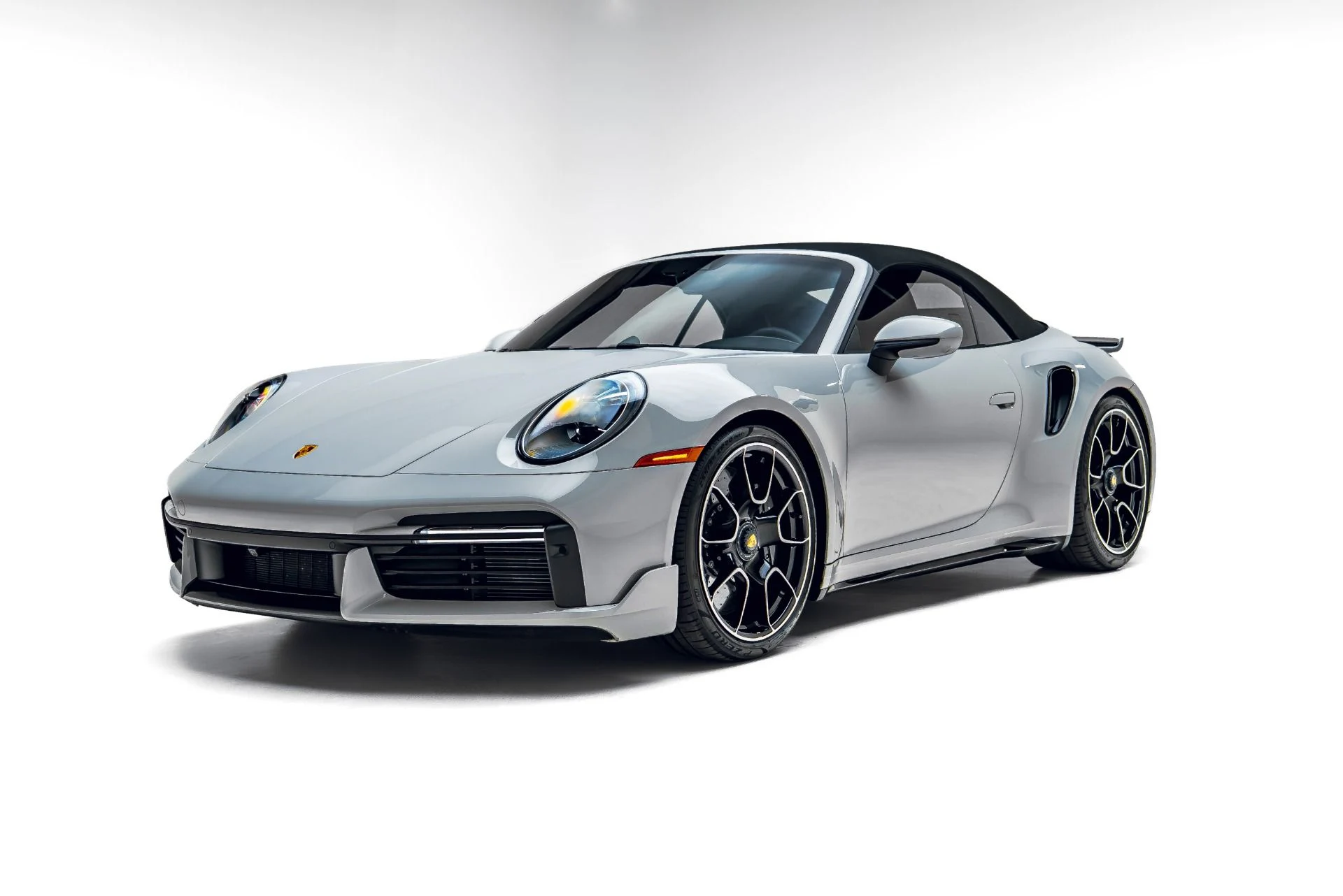 mph000_2482503471_Used_2022_Porsche_911_Turbo_S_Cabriolet_1782847619_193e28bcf5