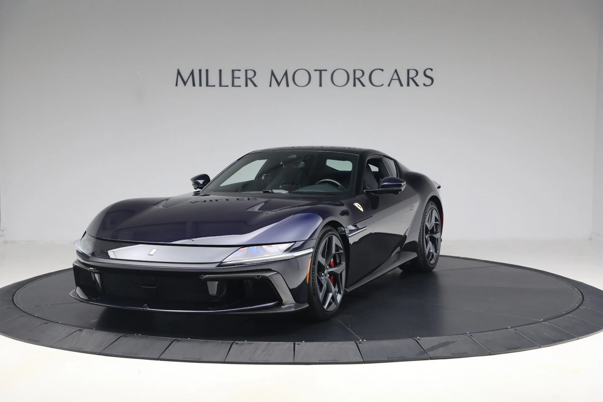 mph000_2483691417_Used_2025_Ferrari_12_Cilindri_1791216346_f00aed4e3e
