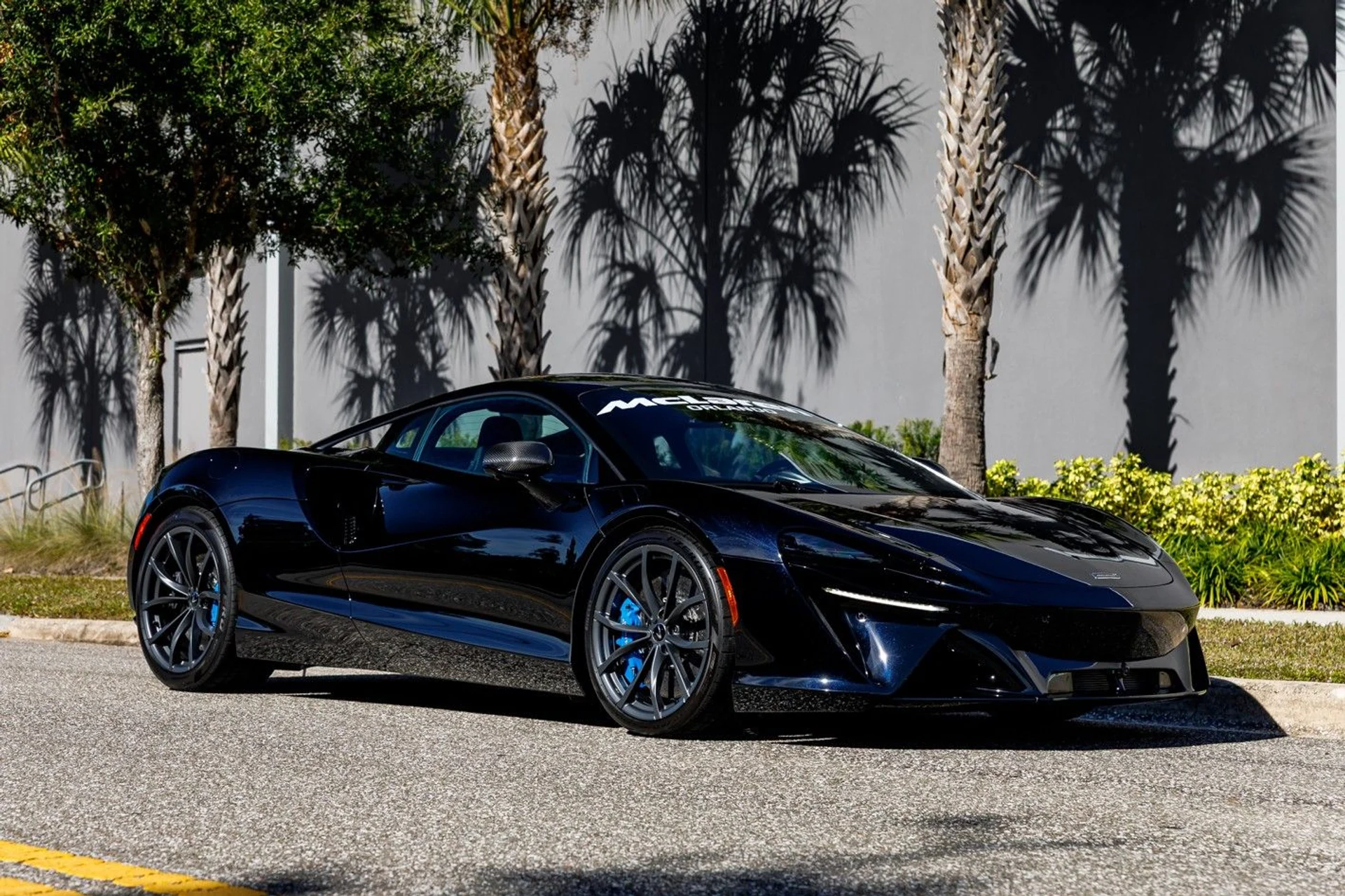 mph000_2495108565_396_main_l_d4d564db69