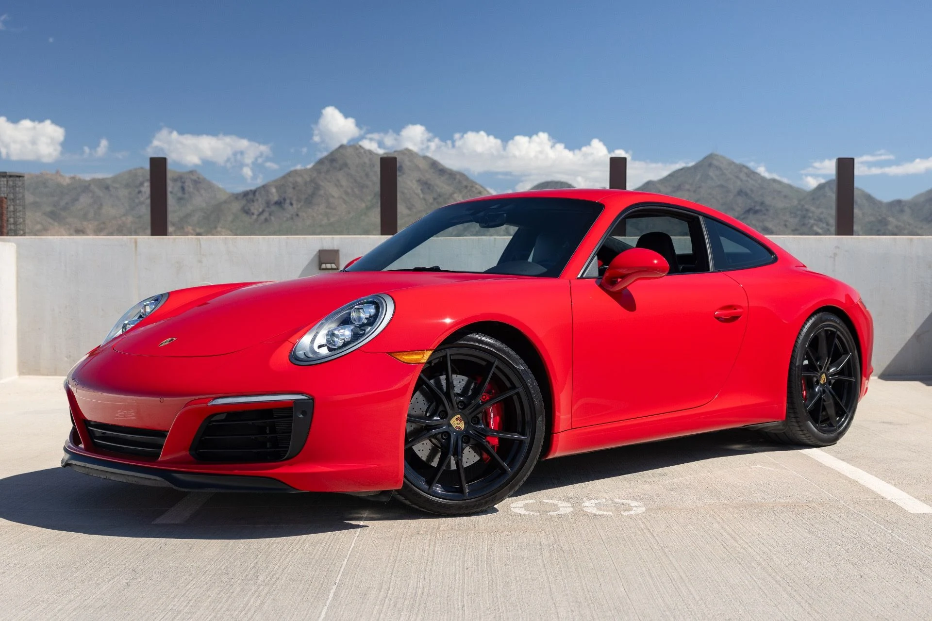 mph000_2496716982_Used_2018_Porsche_911_Carrera_S_1791826876_b8c75ef0d0