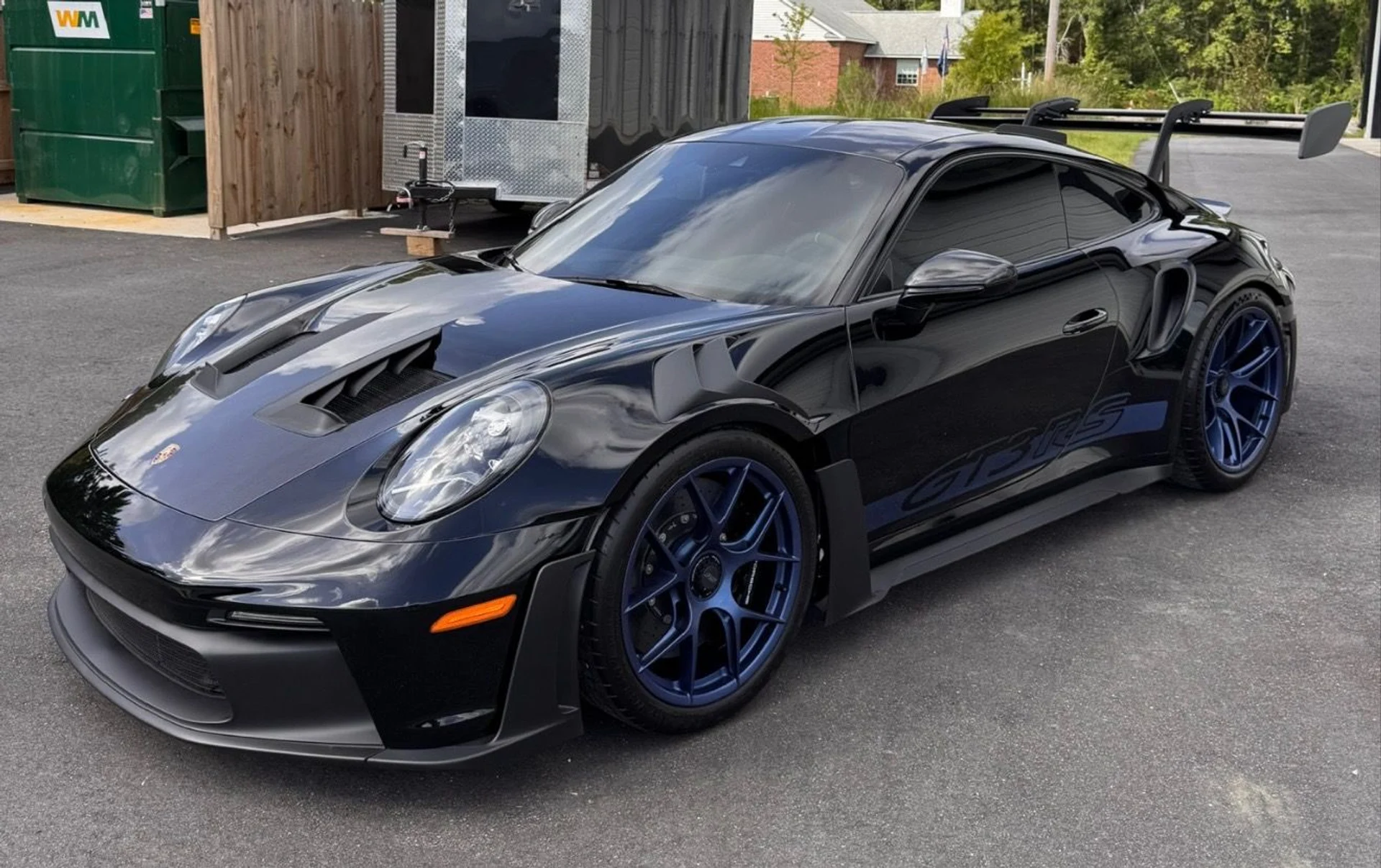 mph000_2502966917_Used_2024_Porsche_911_GT_3_RS_1753901195_fc5133d951