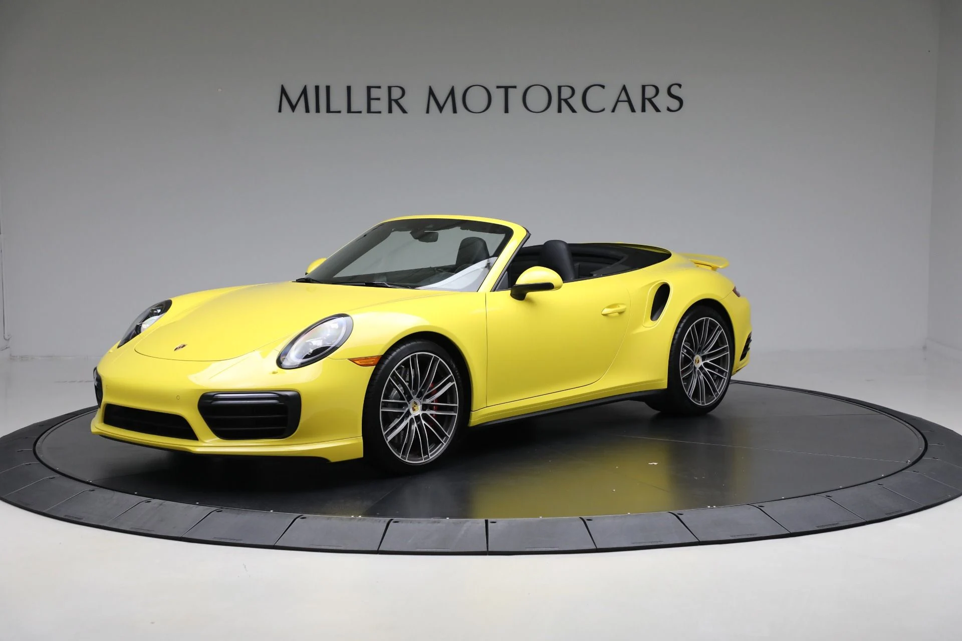 mph000_250580886_Used_2017_Porsche_911_Turbo_Cabriolet_ce29767ffa