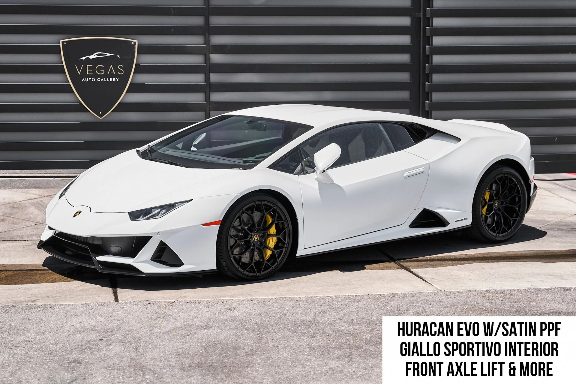 mph000_2574419598_Used_2022_Lamborghini_Huracan_EVO_Base_1782344240_79f2e33542