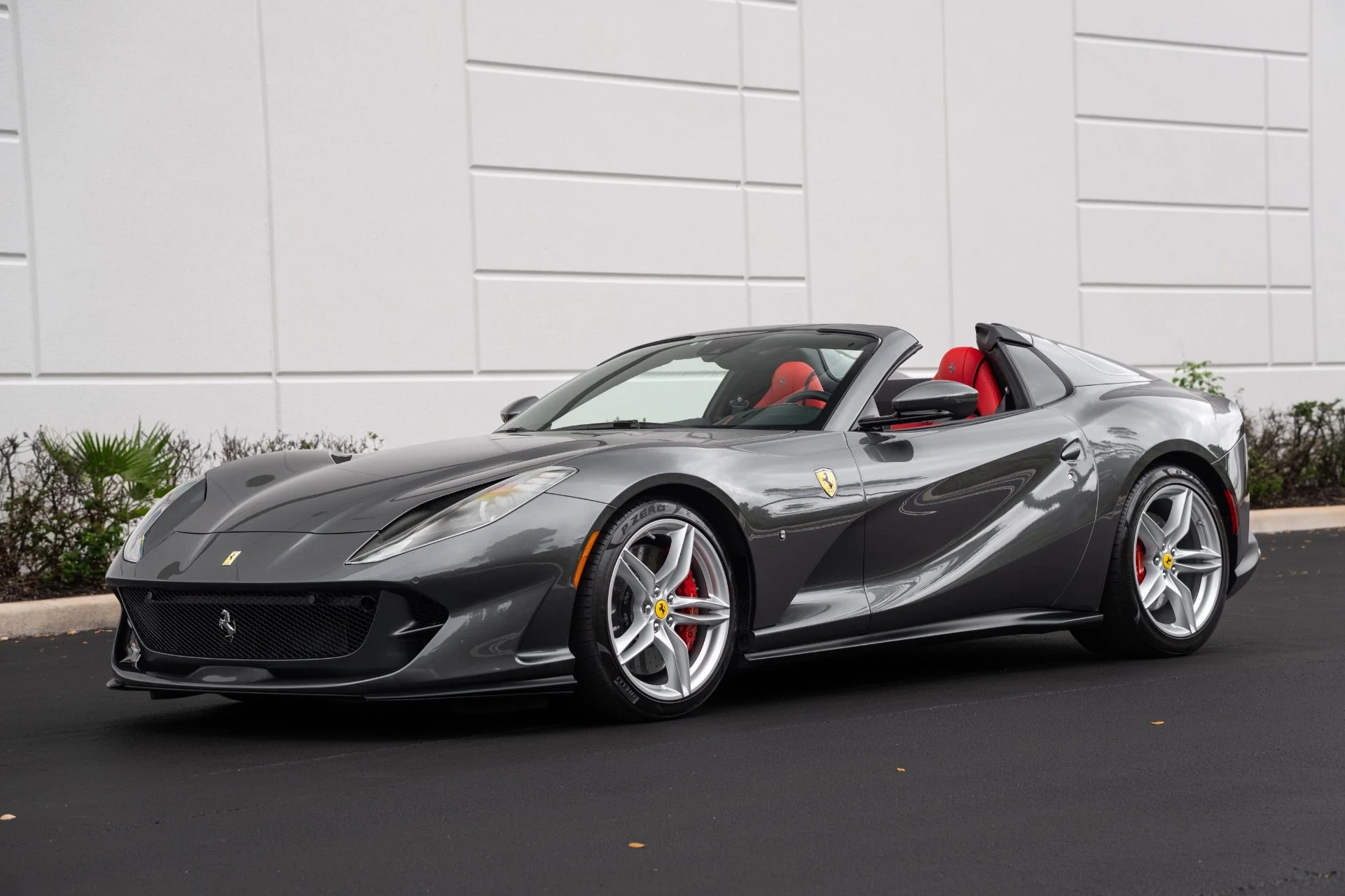 mph000_2615416880_Used_2022_Ferrari_812_GTS_1768275128_7d691613db