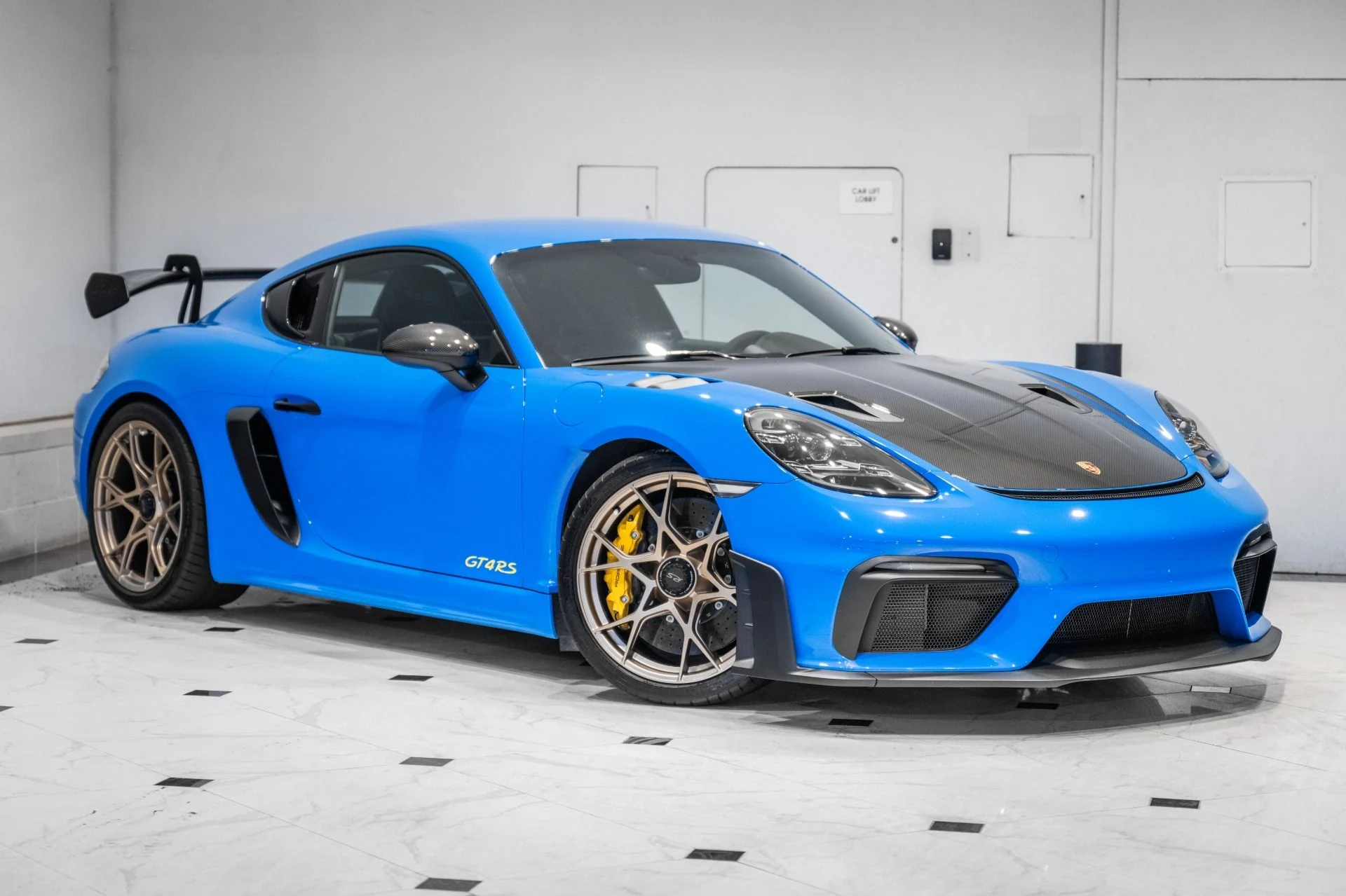 mph000_2625271096_Used_2023_Porsche_718_Cayman_GT_4_RS_1776783912_27c5595d2d
