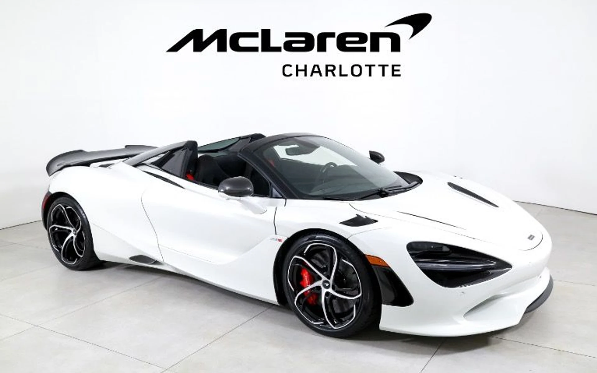 mph000_2625405424_Used_2024_Mc_Laren_750_S_Spider_7b349e488f