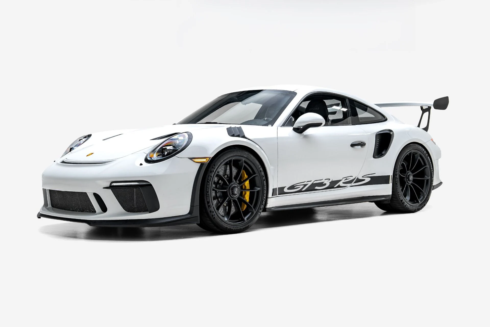 mph000_2632568961_Used_2019_Porsche_911_GT_3_RS_1787346262_1e99006fe4
