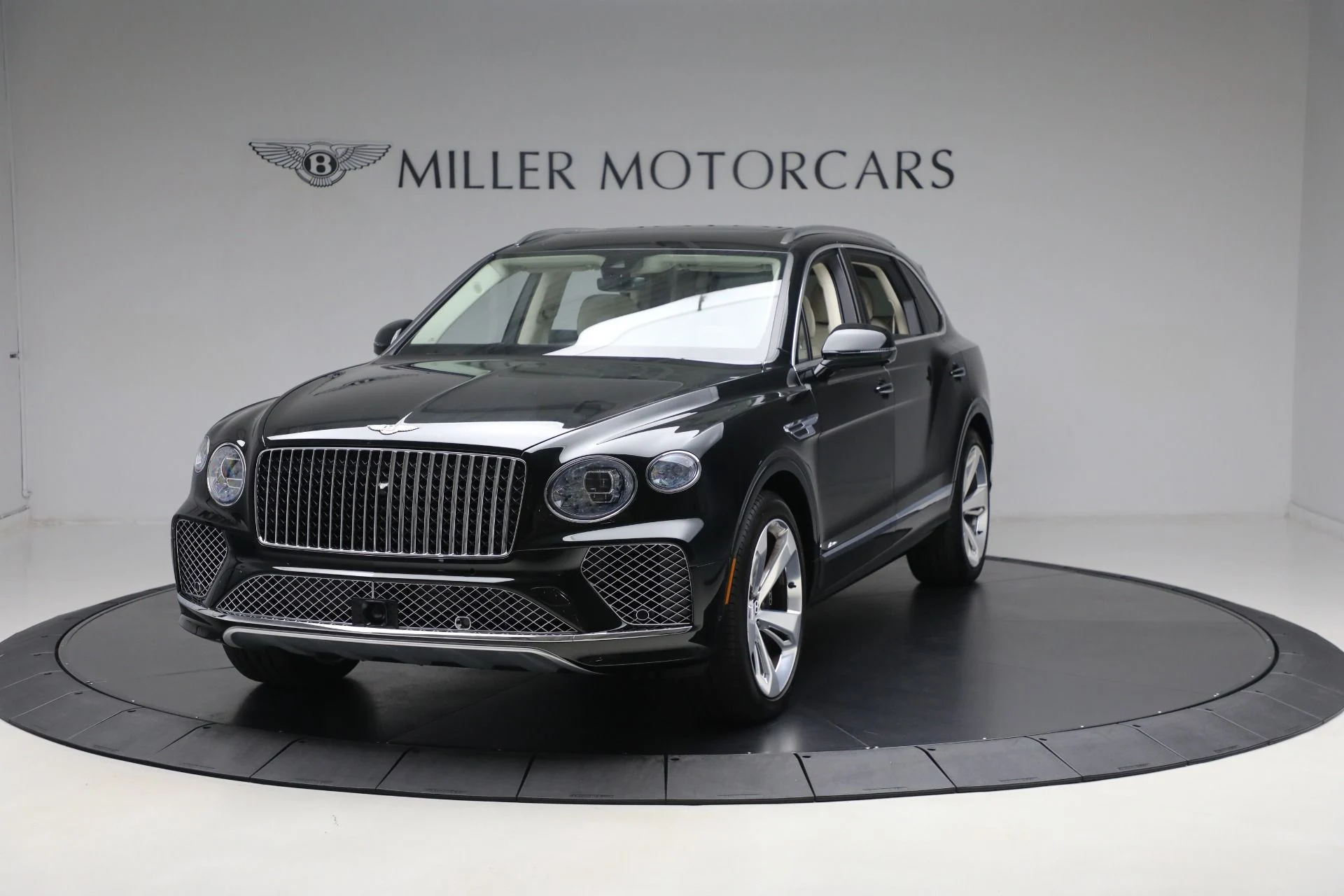 mph000_2640314373_Used_2024_Bentley_Bentayga_EWB_Azure_V8_69c77a3031