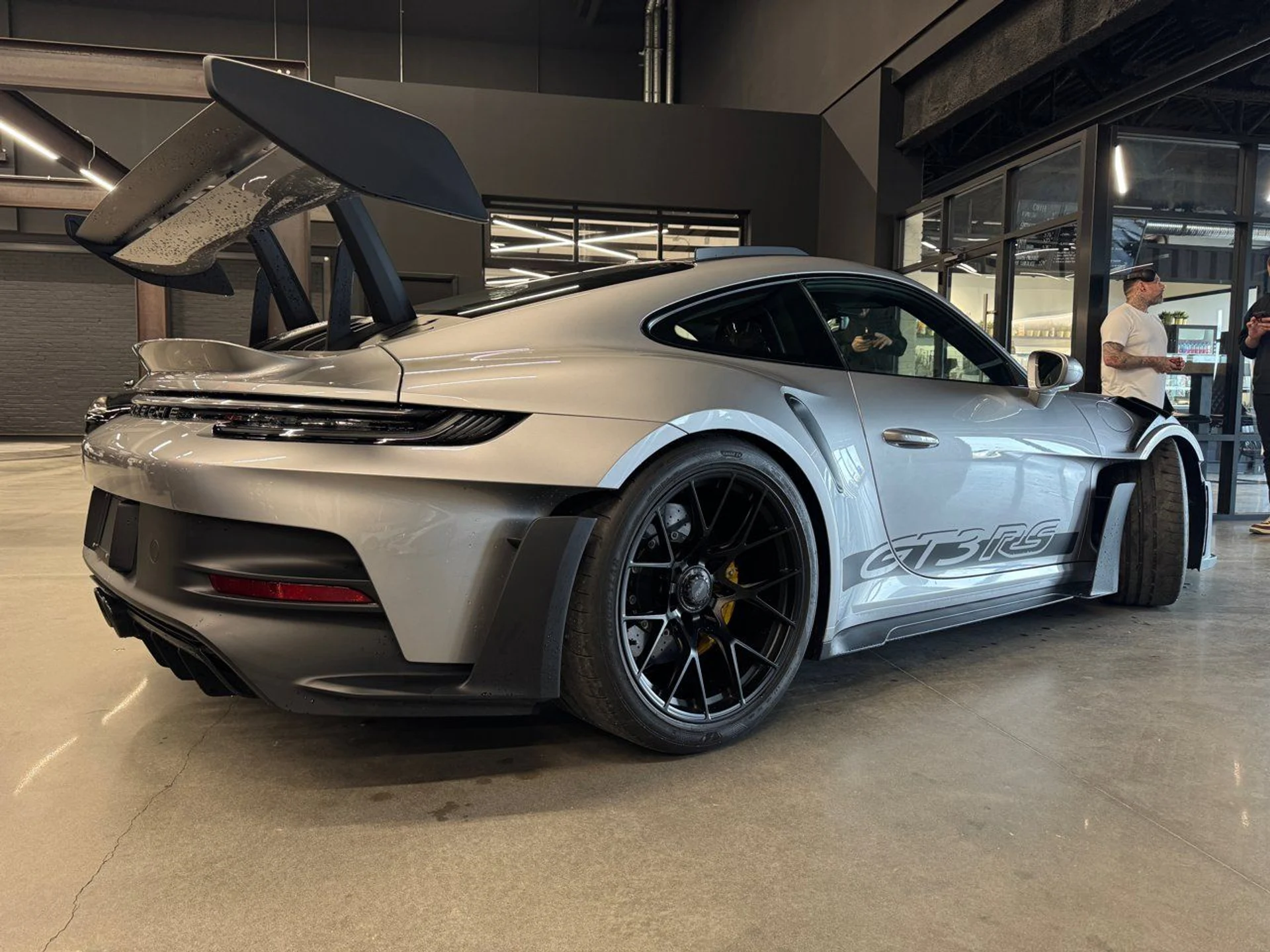 mph000_2645973814_porsche_911_2025_99a717b787