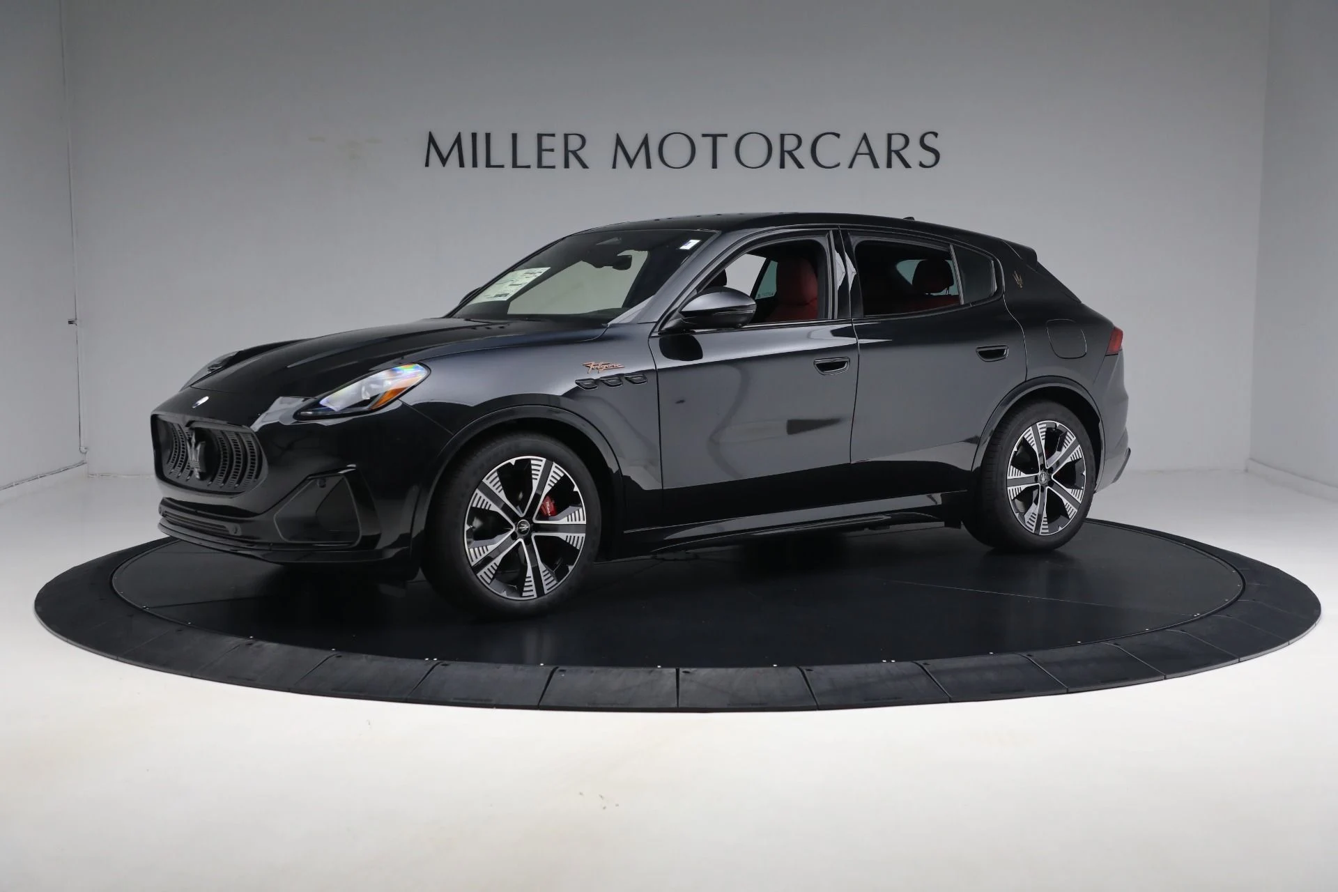 mph000_2650014516_New_2025_Maserati_Grecale_Folgore_8843565c57