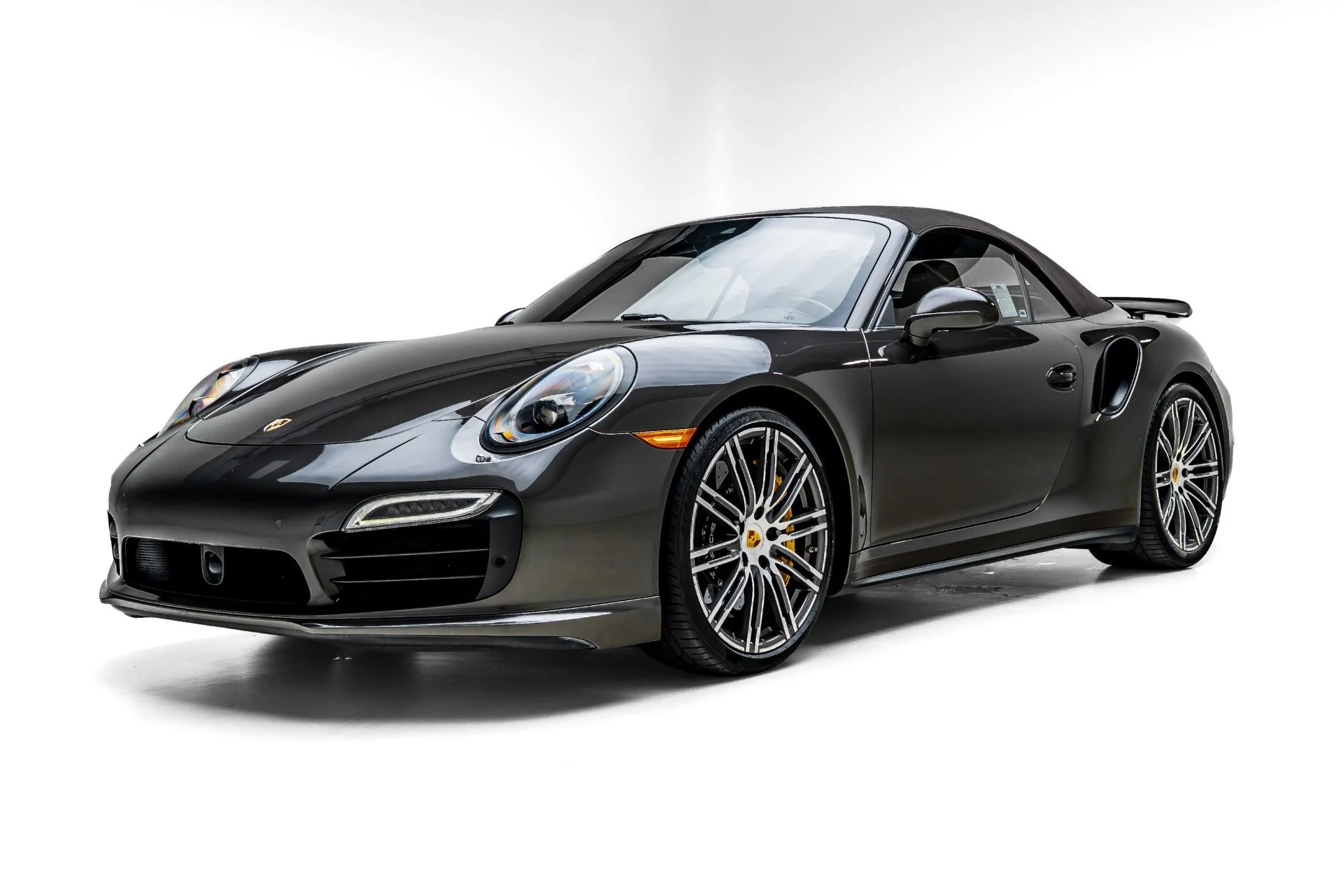 mph000_2657372191_Used_2015_Porsche_911_Turbo_S_1783626472_09e0bb27ca