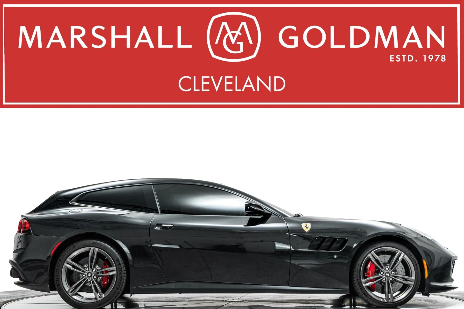 mph000_2679796010_Used_2019_Ferrari_GTC_4_Lusso_1790632614_3da2dd2ddd