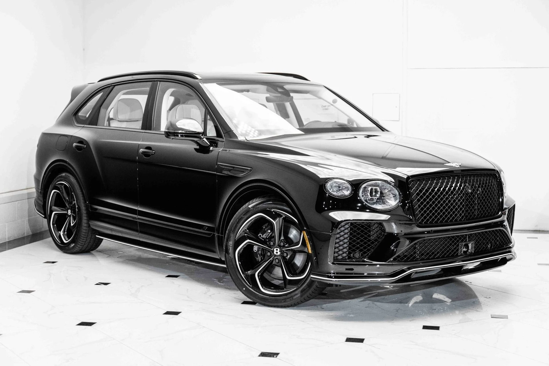 mph000_2682335455_Used_2024_Bentley_Bentayga_S_V8_1721581860_1f3e7a3eeb