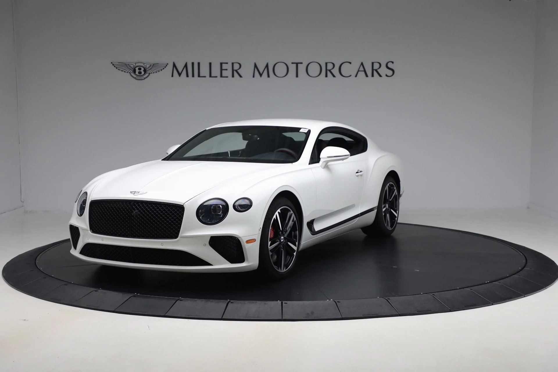 mph000_2702326238_Used_2024_Bentley_Continental_GT_V8_01e0233788